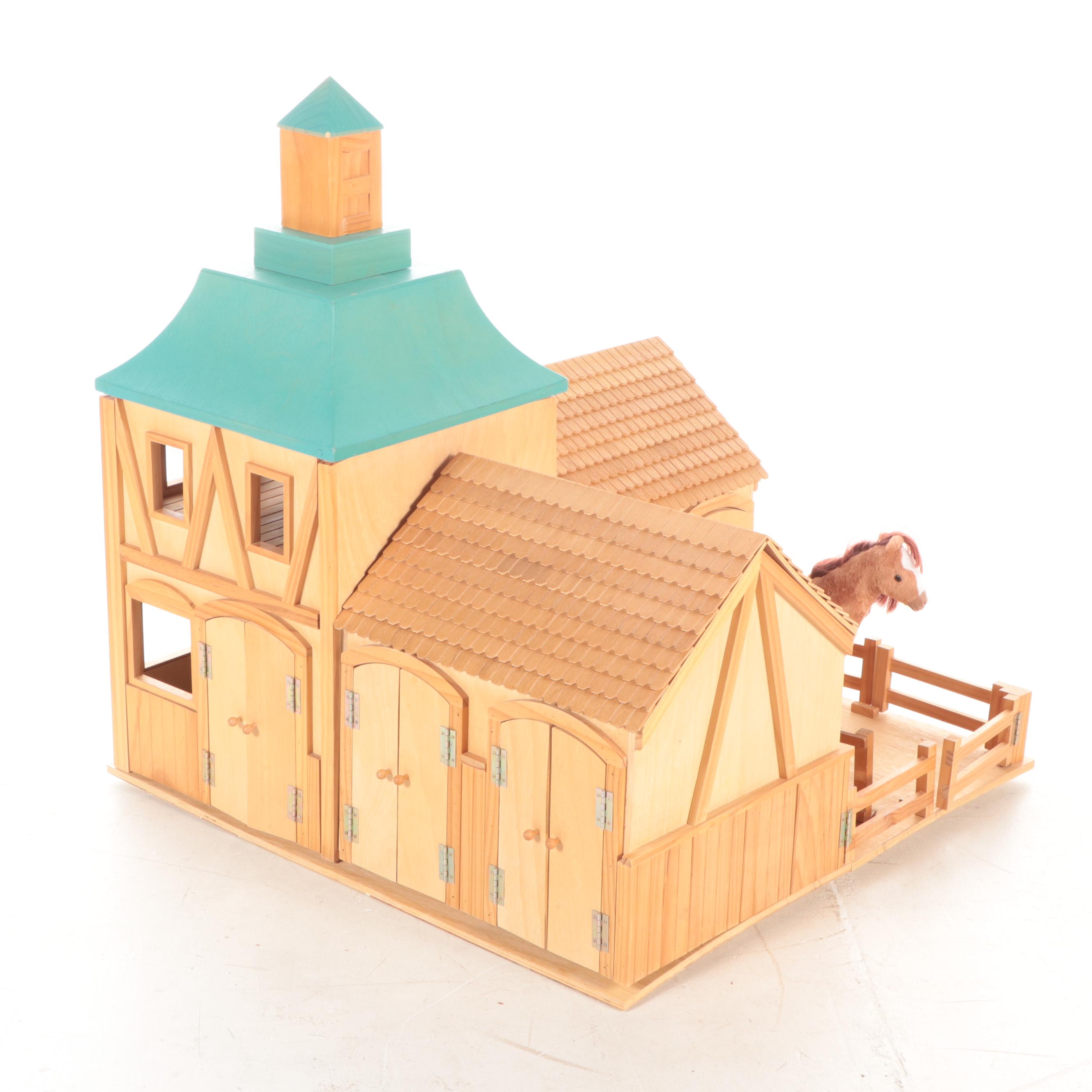 Groton Stables Pretend Play Horse Barn