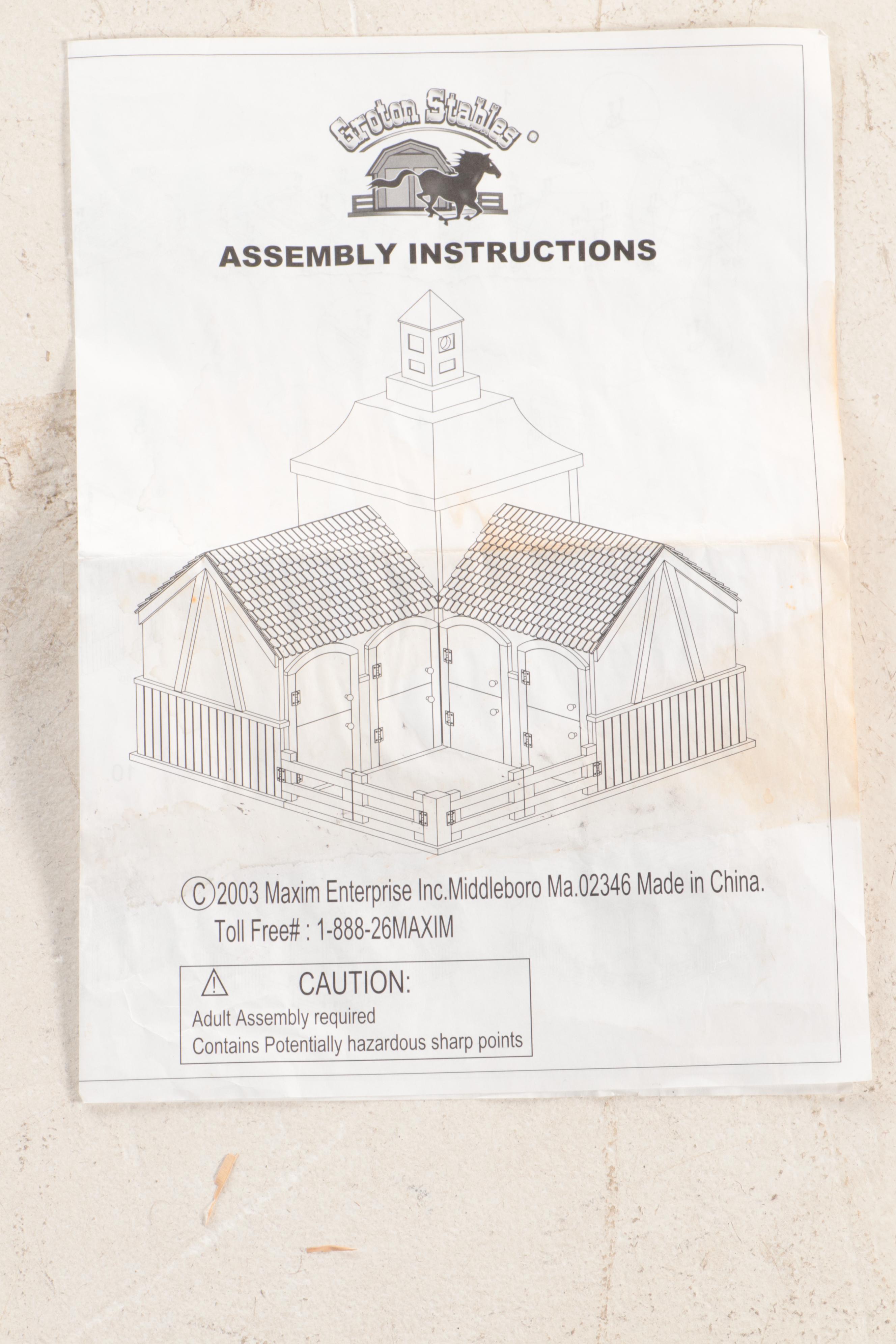 Groton Stables Pretend Play Horse Barn