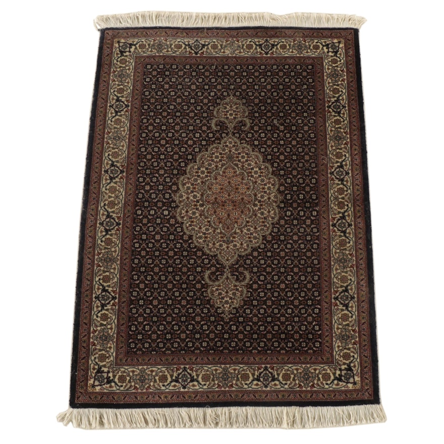 2'9 x 4'2 Hand-Knotted Persian Bijar Accent Rug