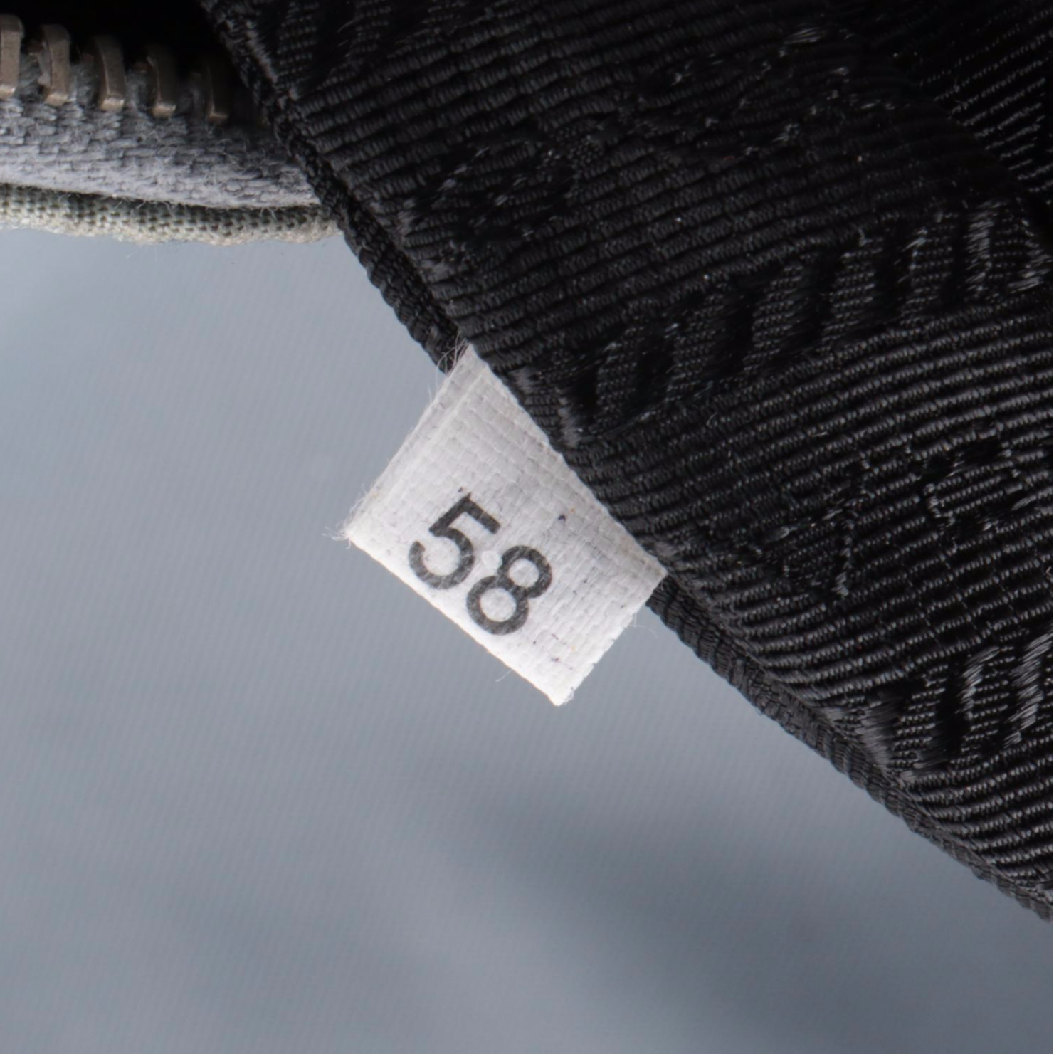 Prada Tessuto Semitracolla Sirio Vela Sport Bag