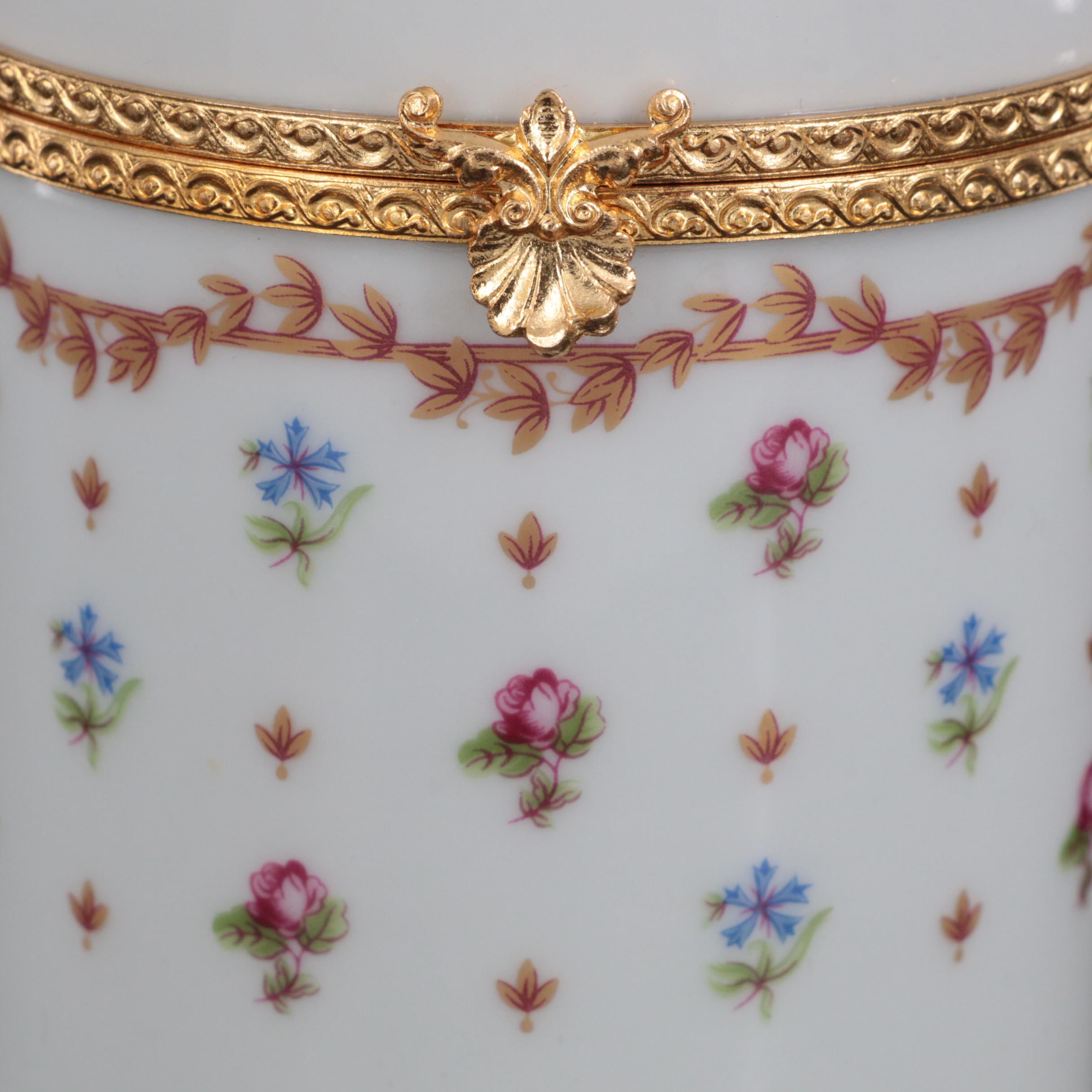 Haviland France "Vieux Sèvres" Porcelain Dresser Box