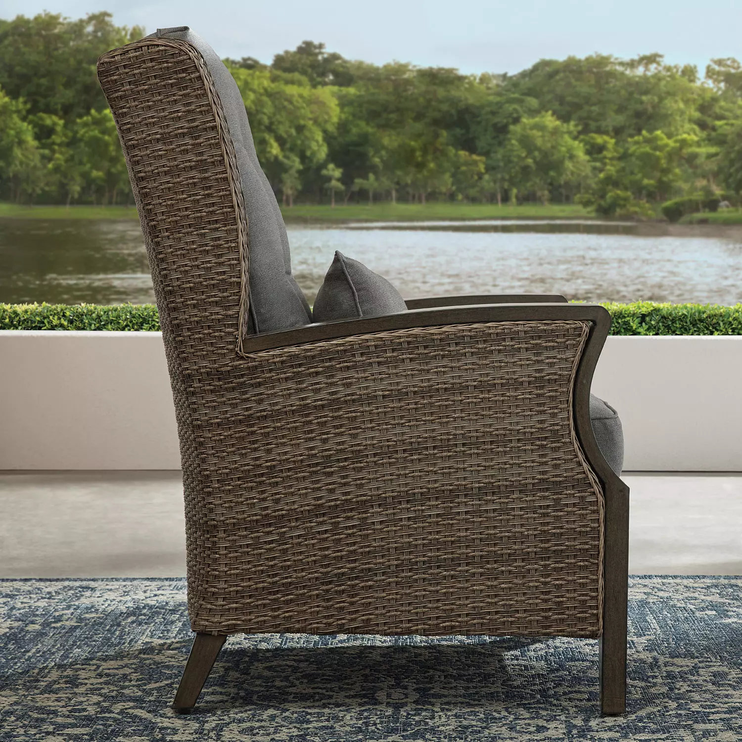 Member's Mark Agio "Newcastle" 6-Piece Patio Deep Seating Set with Fire Pit