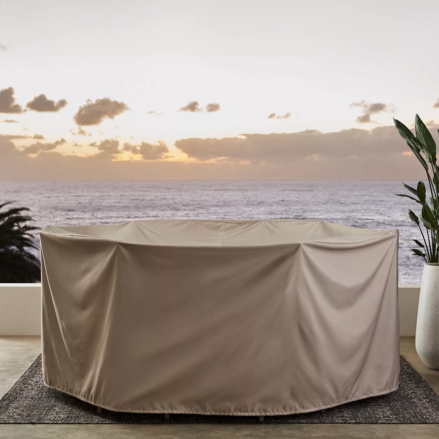 Member's Mark "Homewood" 7-Piece Counter-Height Fire Pit Set