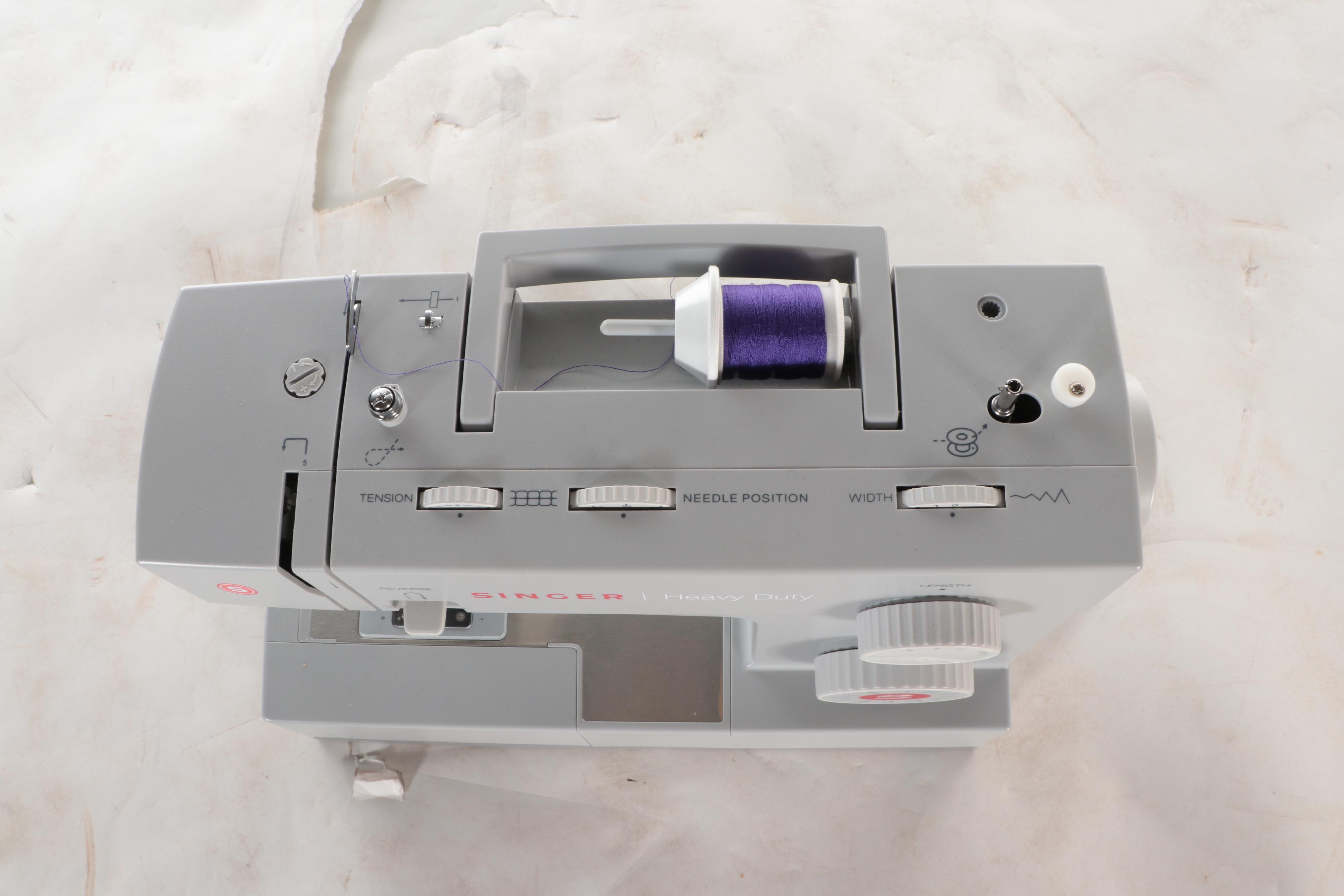 Singer Heavy Duty Model 4423 Electric Sewing Machine