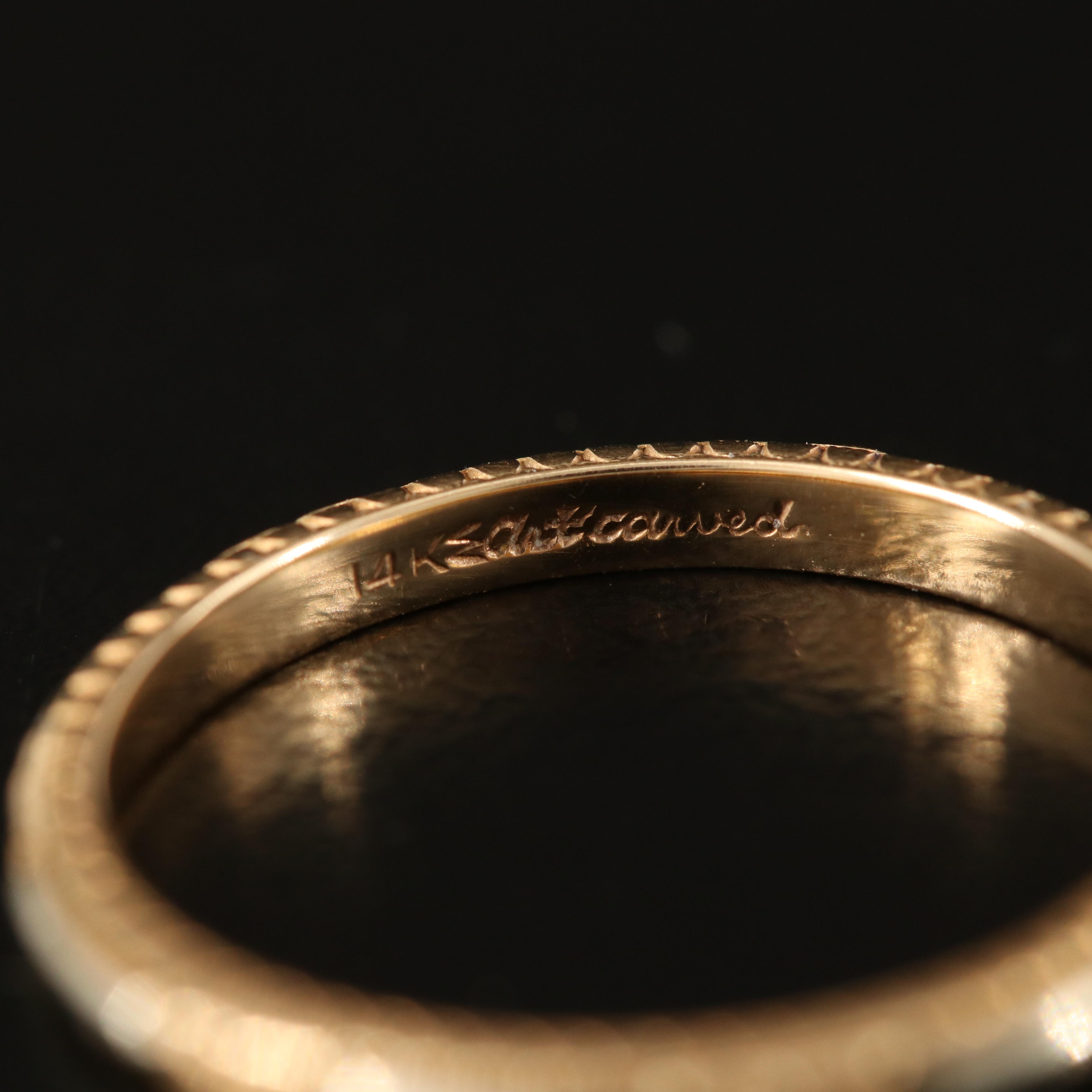 Vintage 14K Art Carved Flower Pattern Band