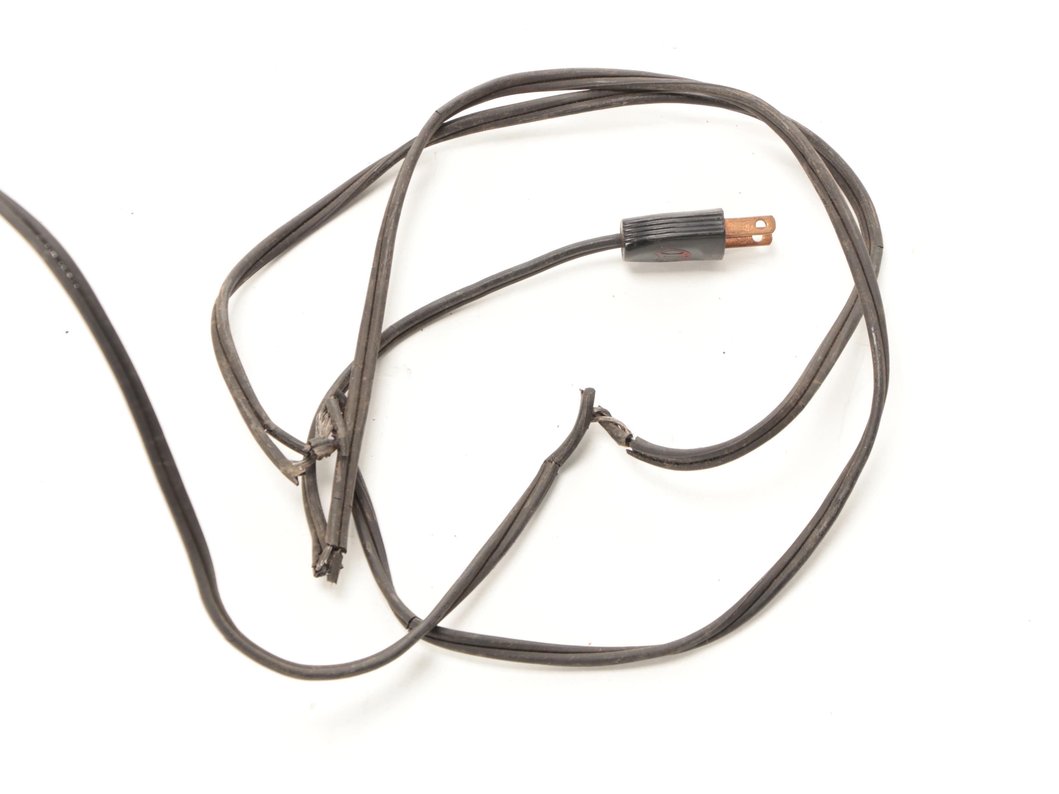 Lionel "O" Gauge Model RR Steam Locomotive, Freight Cars, Accessories, 1950s