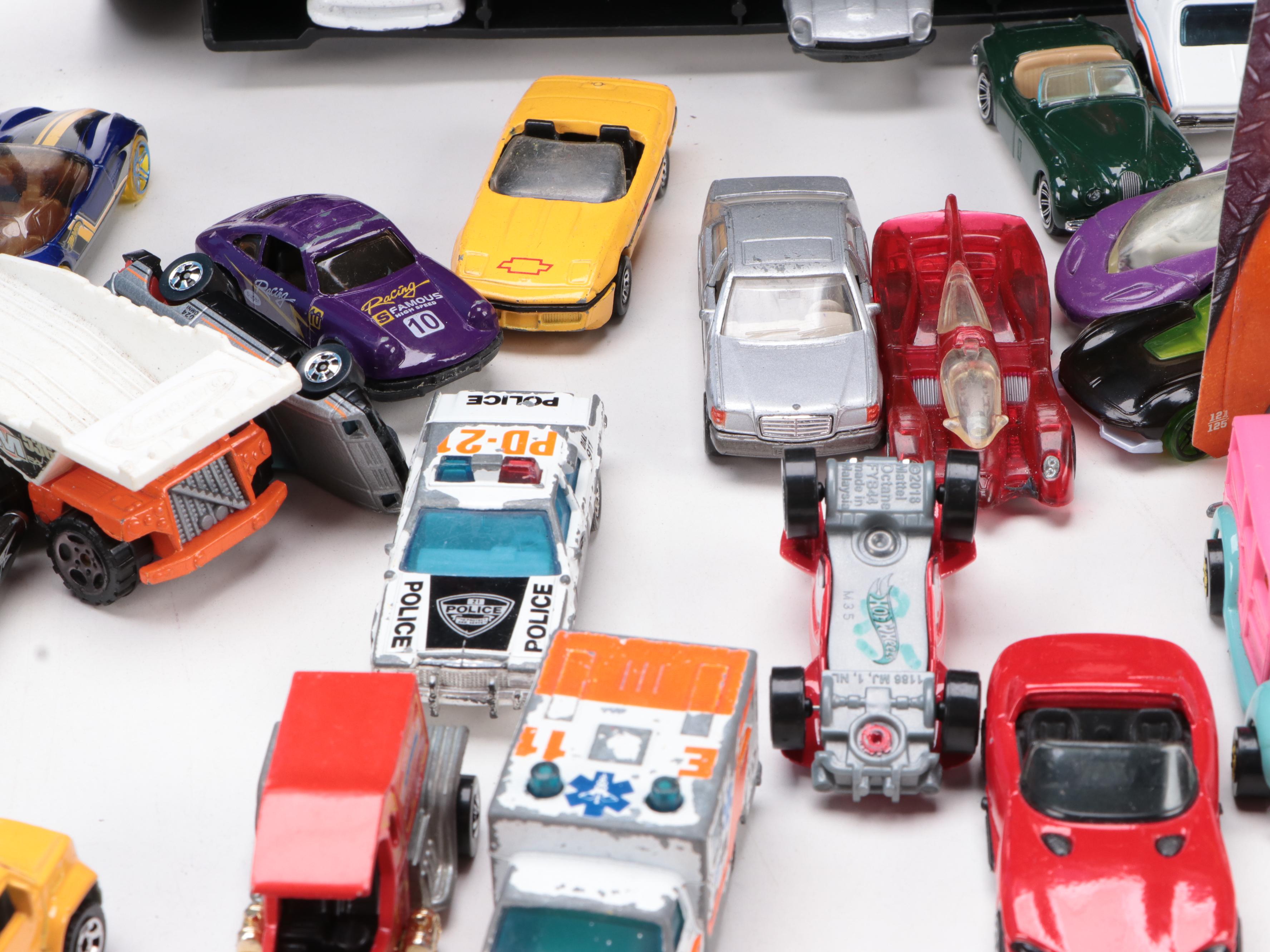 Mattel "Hot Wheels" & "Matchbox" Cars, "Hot Wheels" Lunch Box, Storage Case