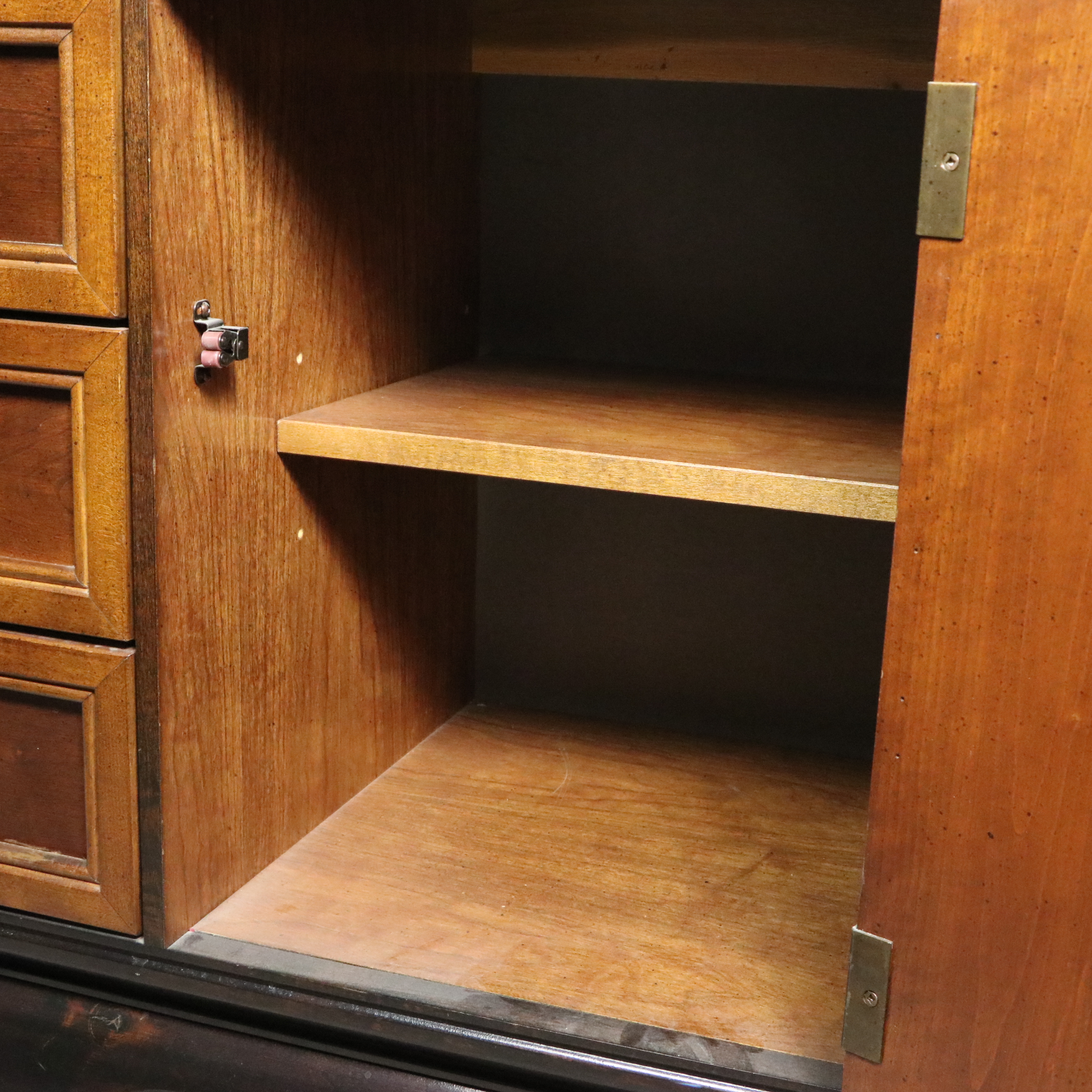 Broyhill Premier Collection "Ming Dynasty" Illuminated China Cabinet