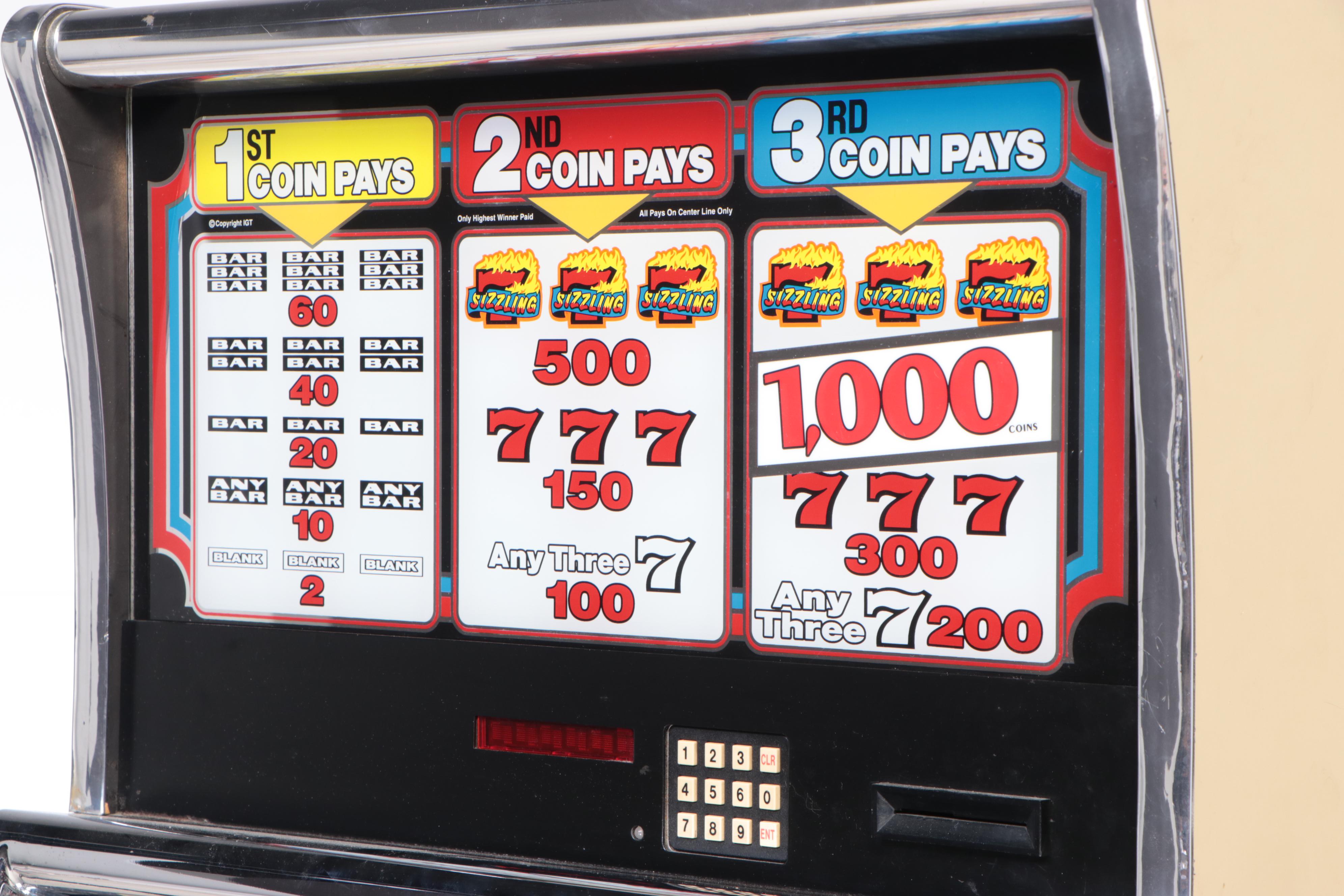 "Sizzling 7" Electric Token Operated Novelty Slot Machine with Base and Chair