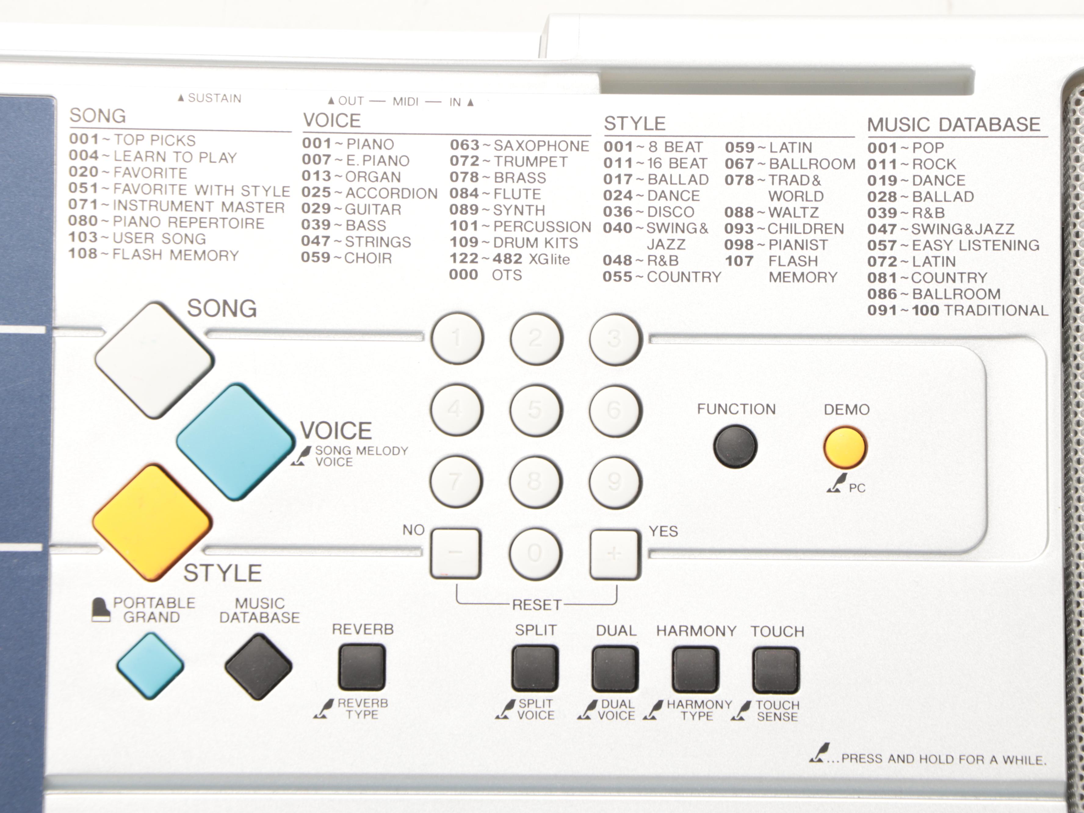 Yamaha PSR-E323 Digital Keyboard with Manual, Headphones and Foot Pedal