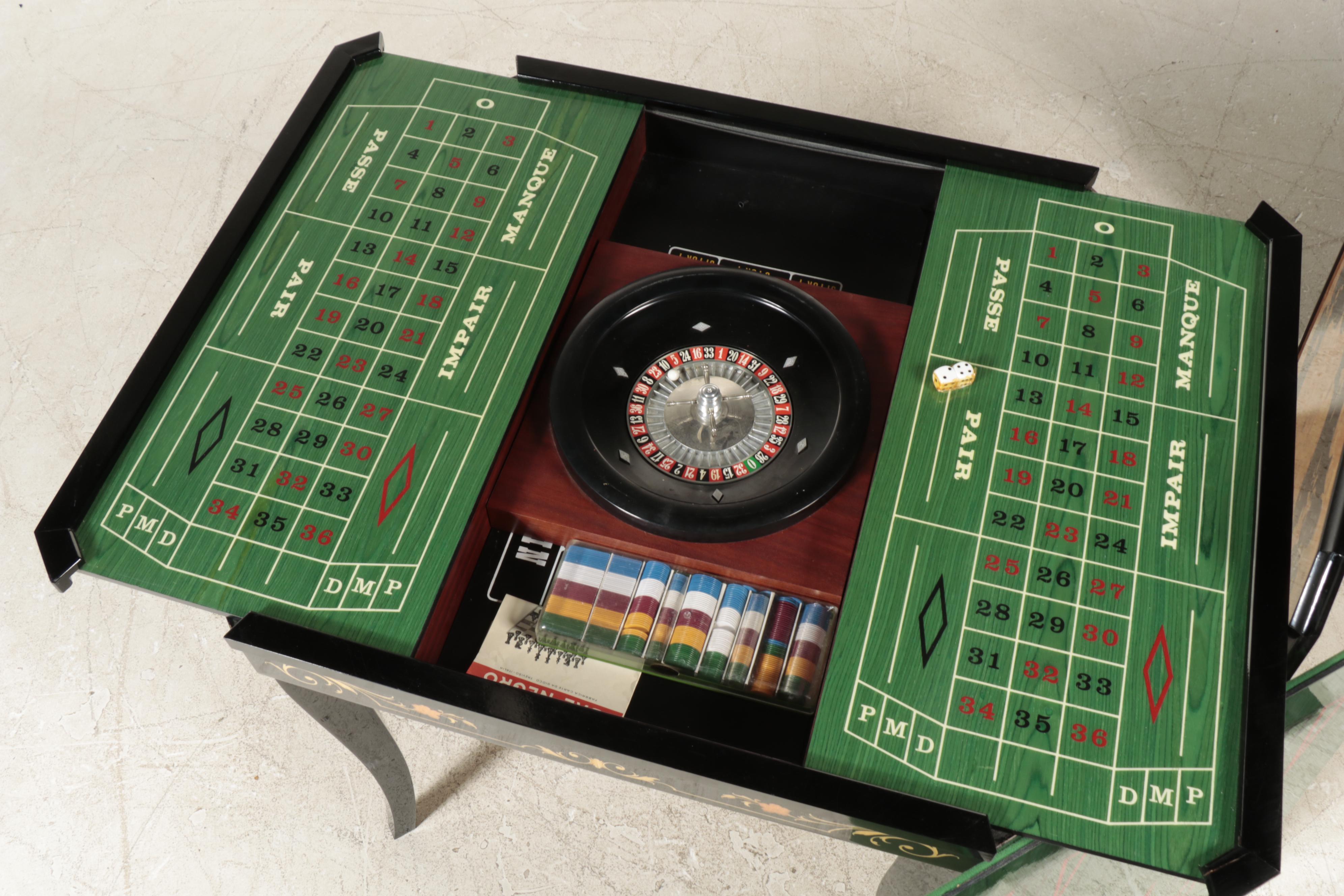 Italian-Made Polygam "Las Vegas" Marquetry Games Table, Late 20th Century