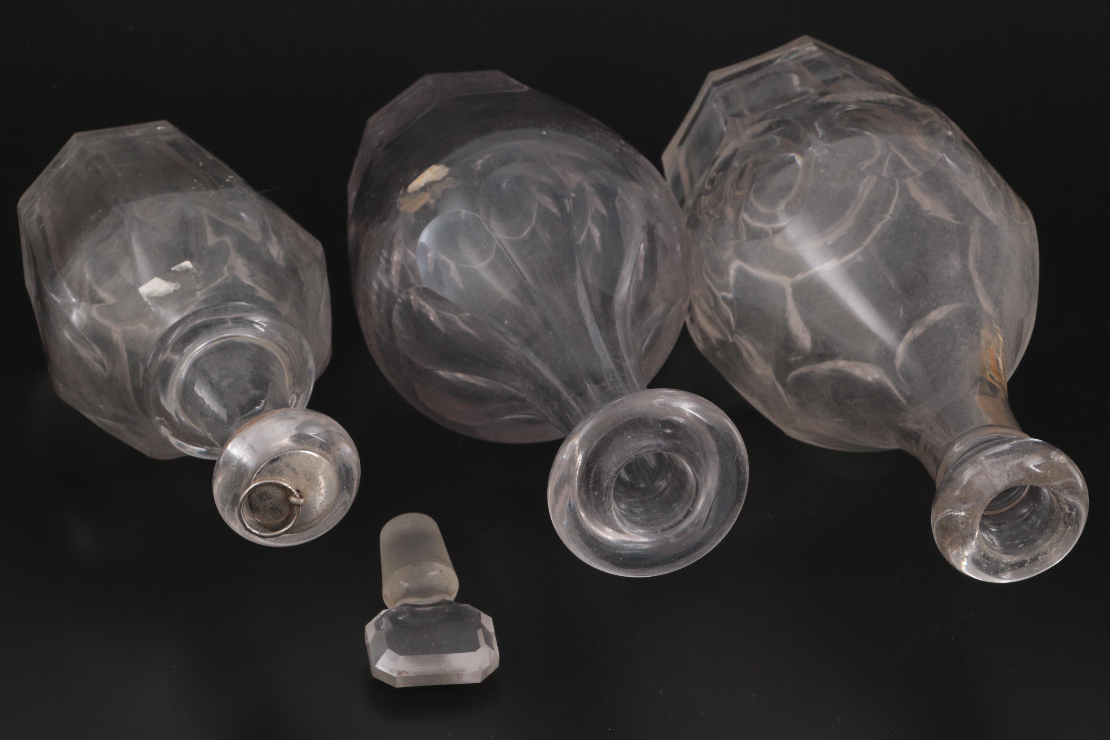 Faceted Clear Glass Decanters with Block Pattern Glass Water Carafe