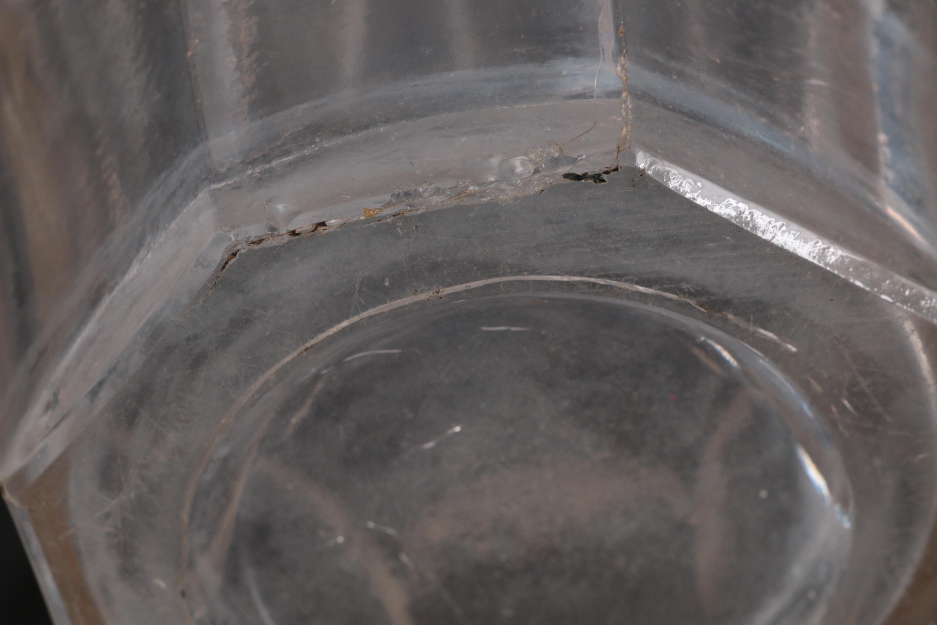 Faceted Clear Glass Decanters with Block Pattern Glass Water Carafe