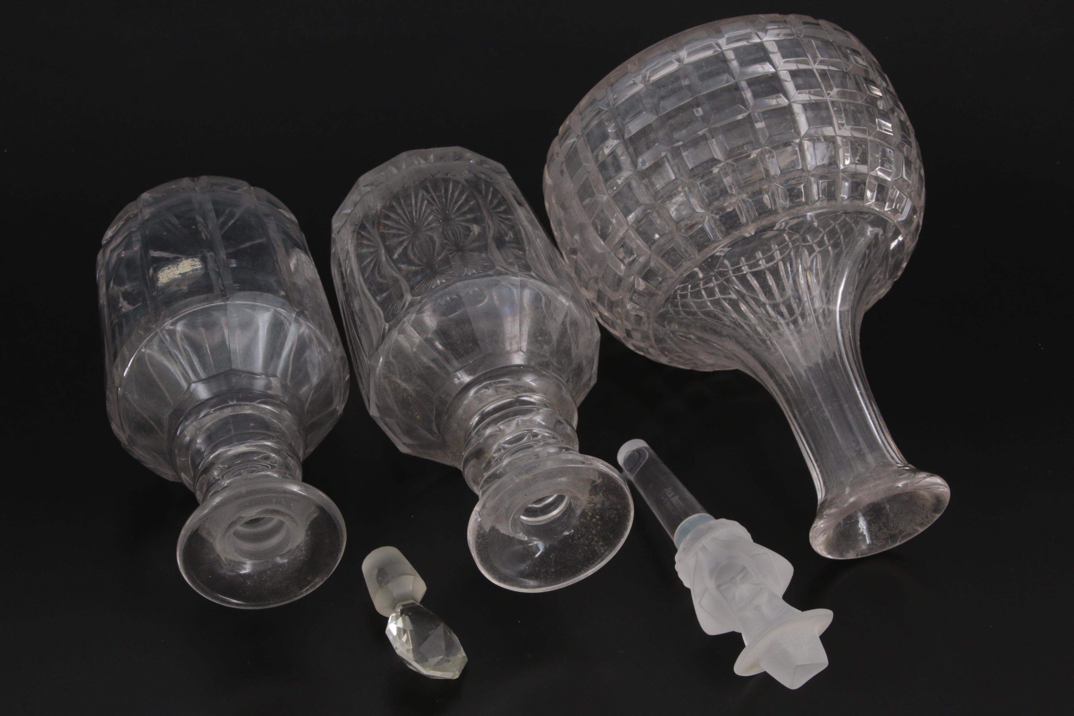 Faceted Clear Glass Decanters with Block Pattern Glass Water Carafe