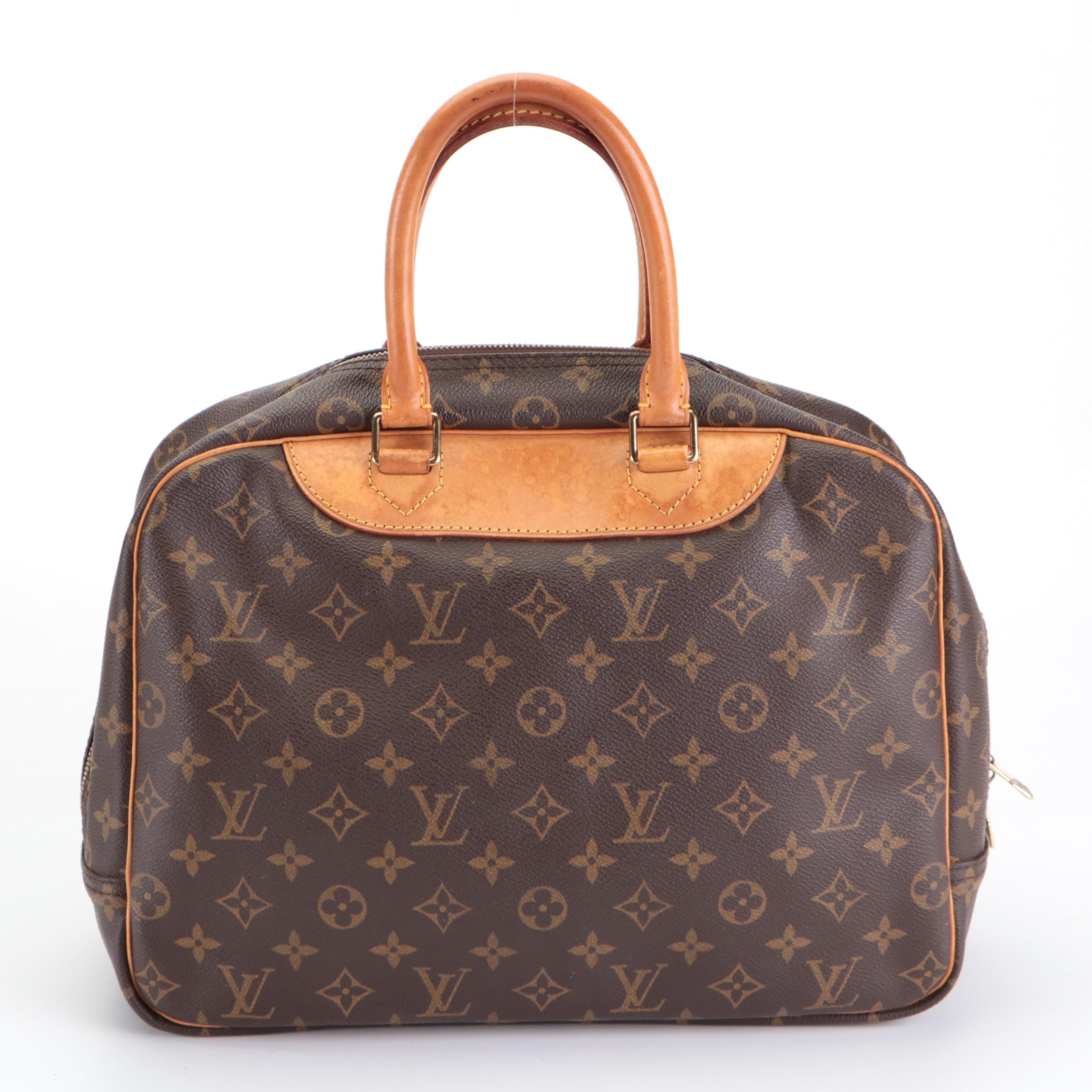 Louis Vuitton Deauville Travel Bag in Monogram Canvas and Vachetta Leather
