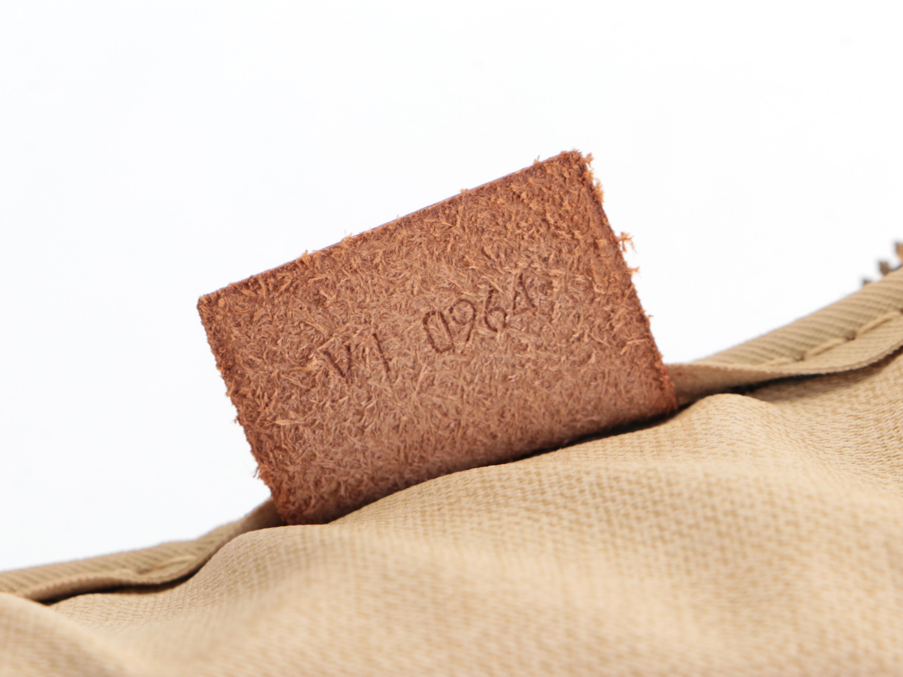 Louis Vuitton Deauville Travel Bag in Monogram Canvas and Vachetta Leather