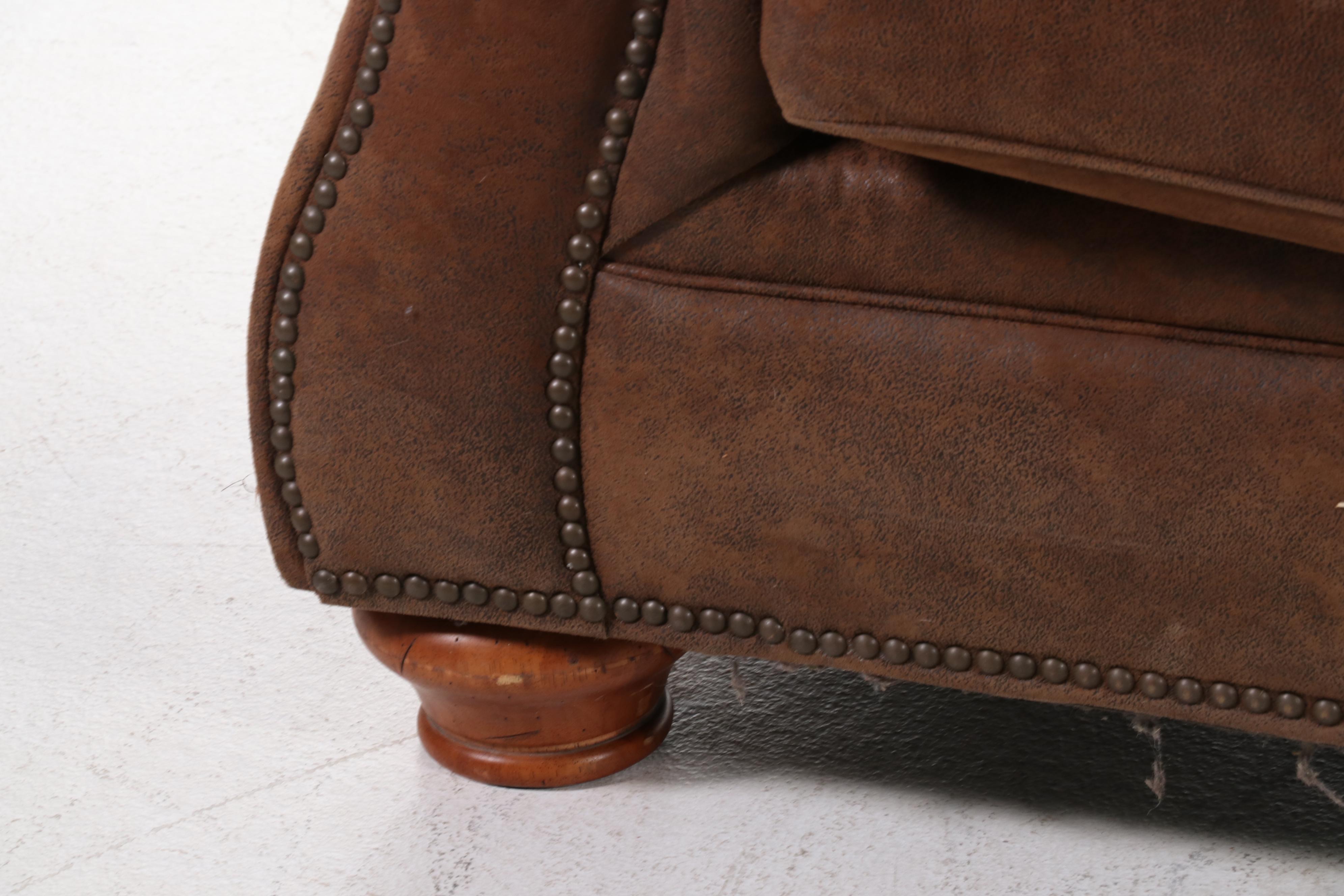 Broyill "Laramie" Microfiber Upholstered Two-Seat Sofa