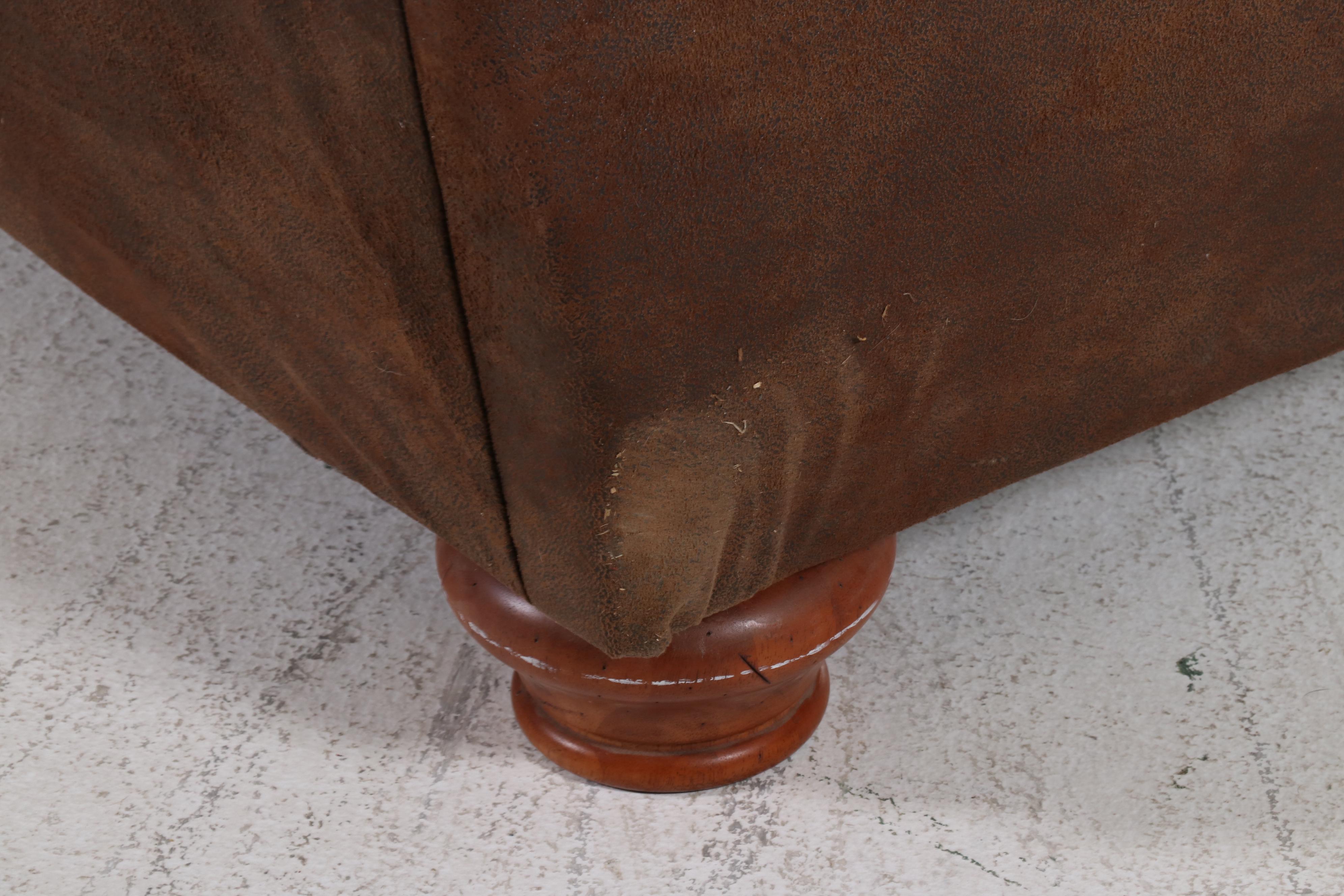 Broyill "Laramie" Microfiber Upholstered Two-Seat Sofa