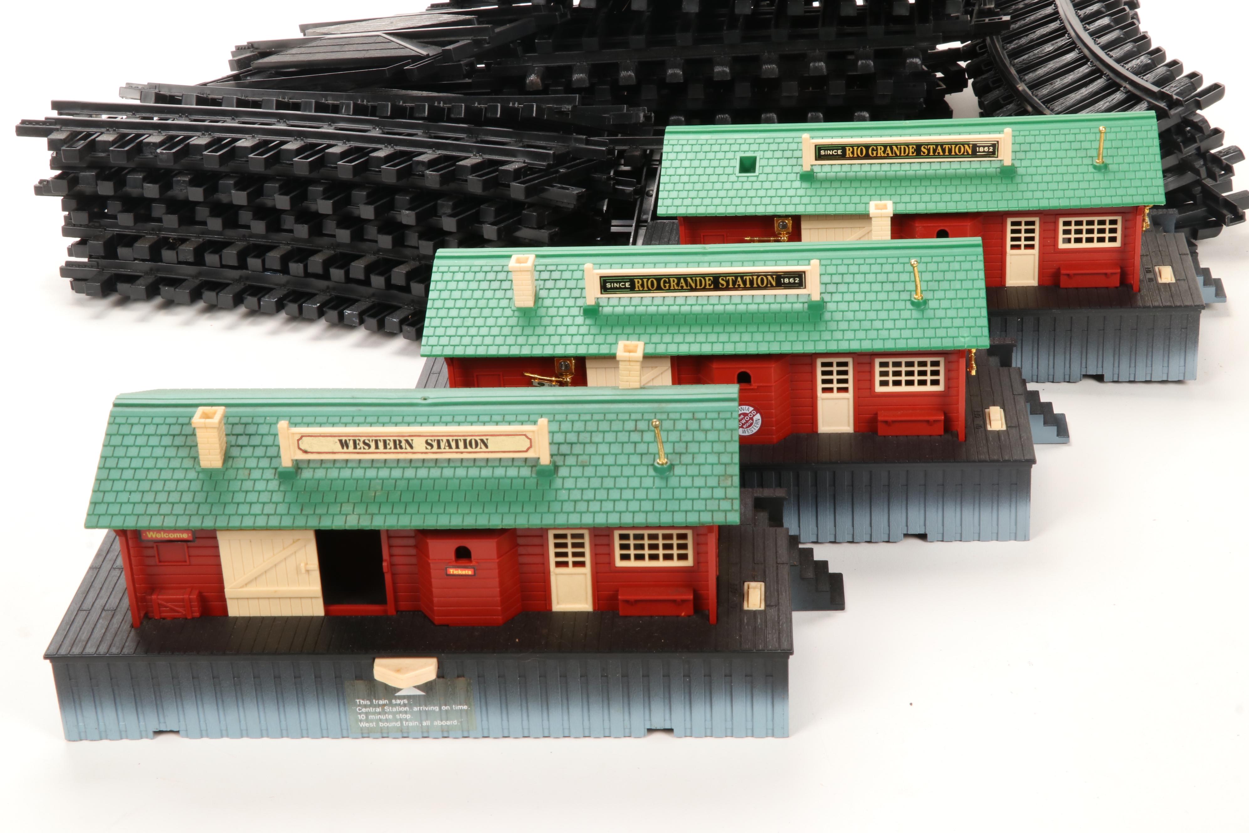 New Bright G Gauge Battery Operated Model Train Sets
