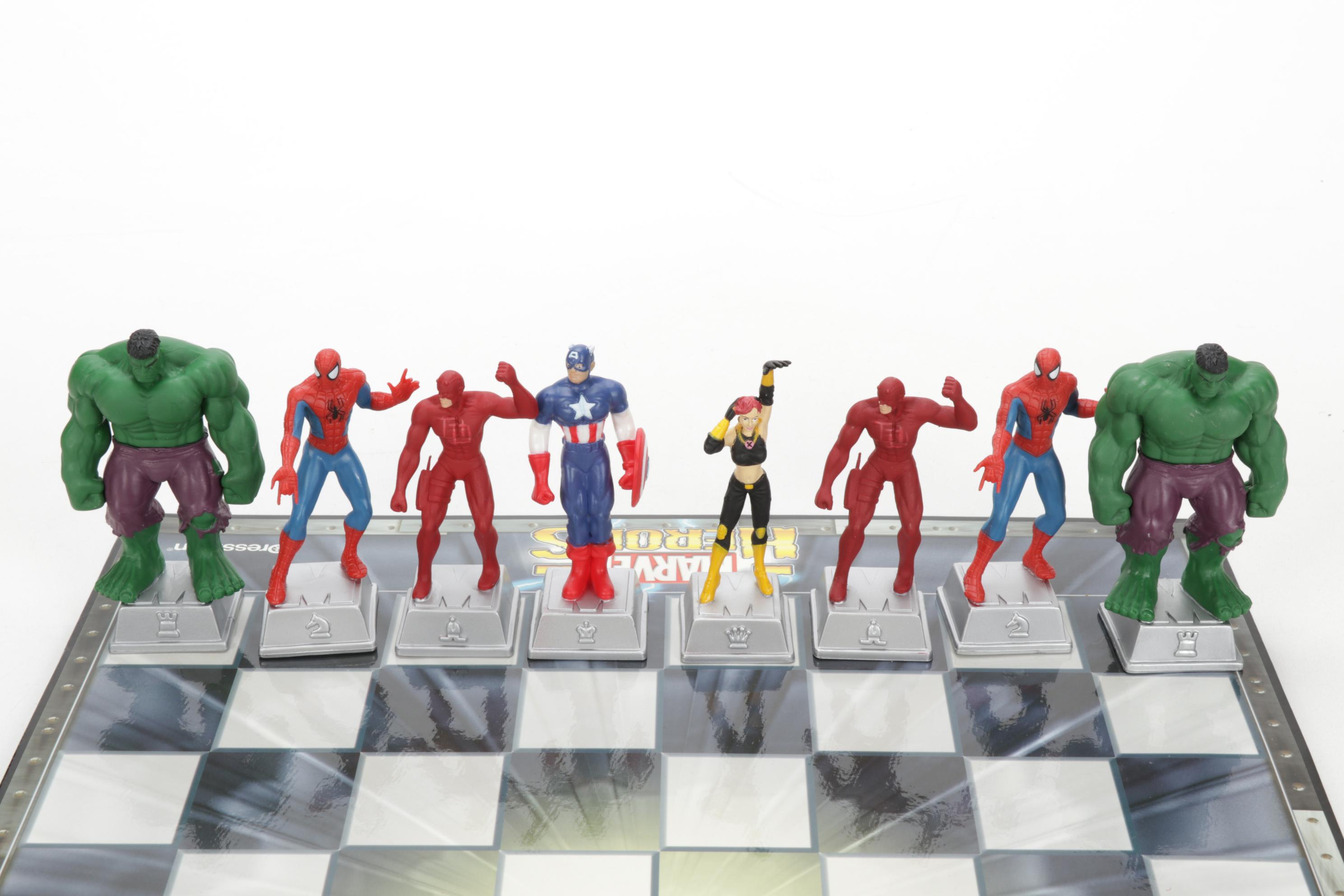 Pressman Marvel Heroes Chess Set, 2003