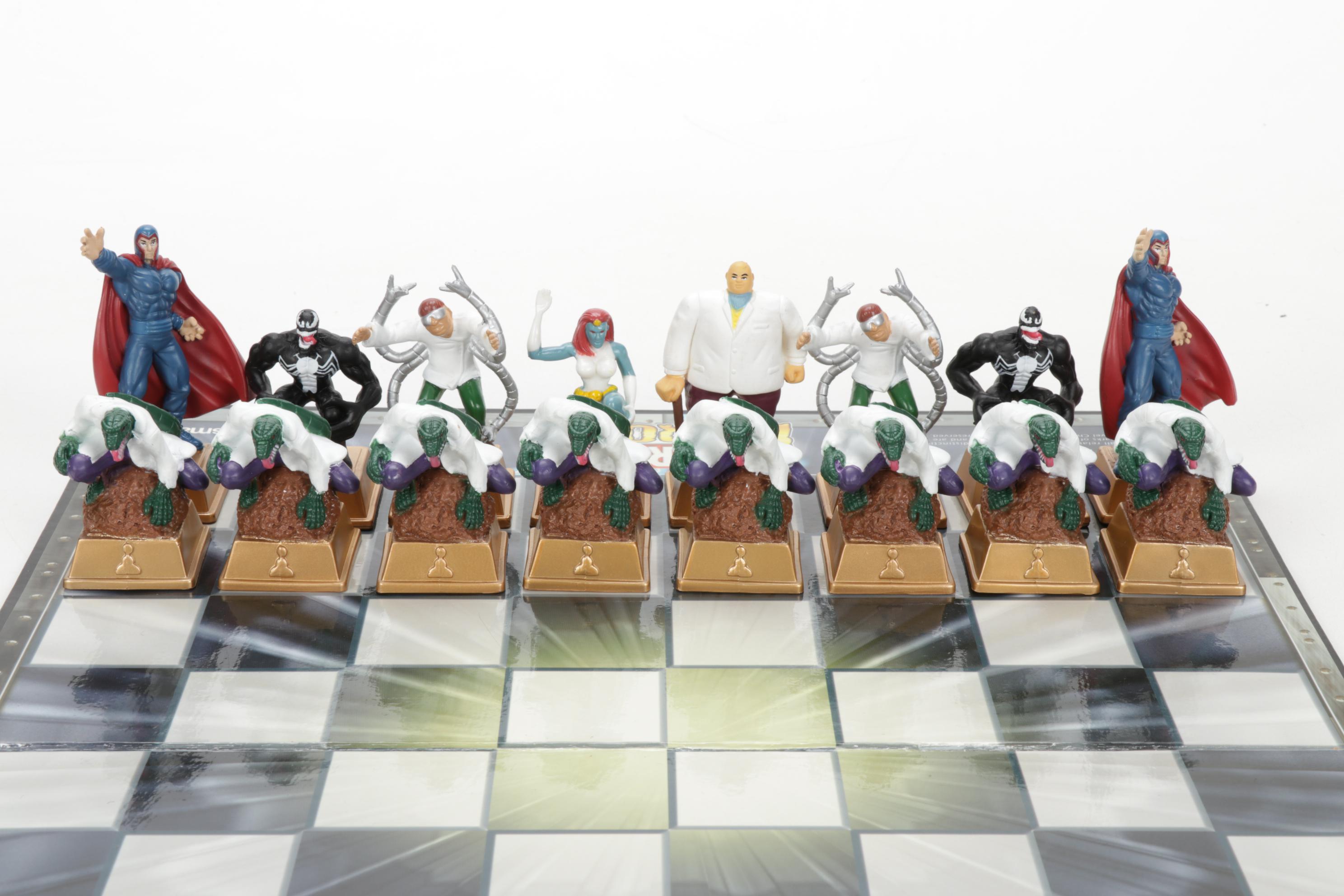 Pressman Marvel Heroes Chess Set, 2003