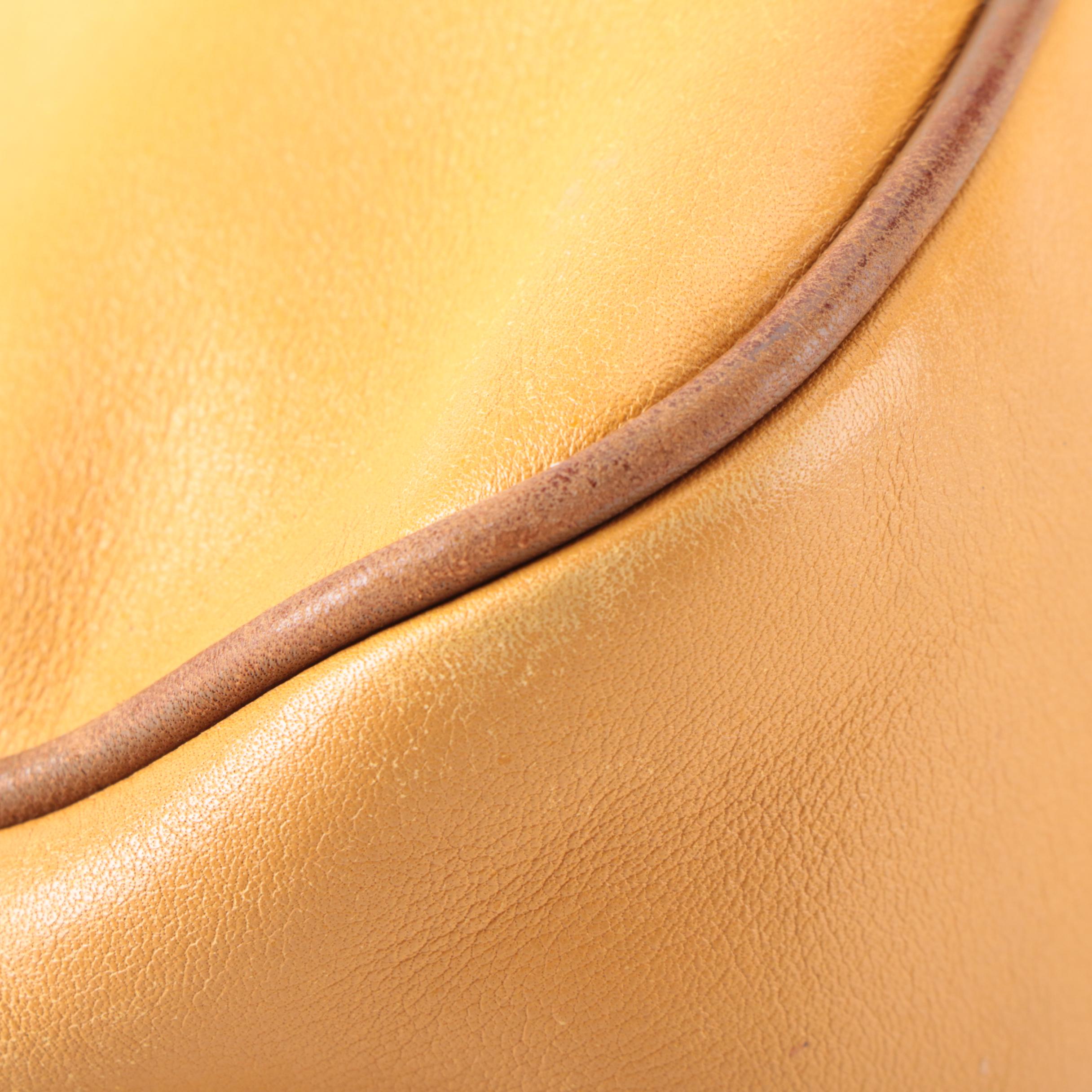 Prada Shoulder Bag in Bicolor Brown/Butterscotch Vitello Leather