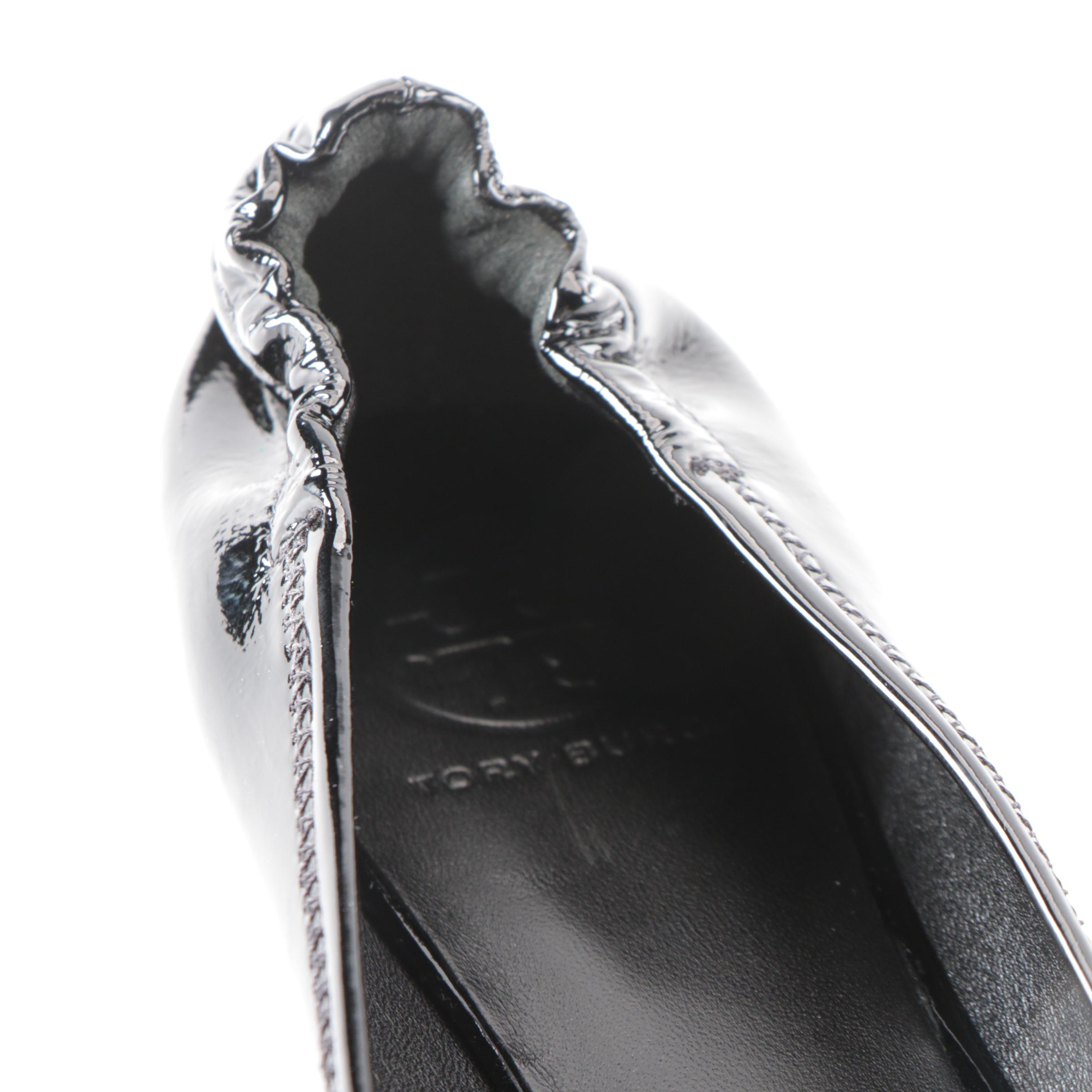 Tory Burch Ballet Flats in Black Patent Leather and and Navy Leather