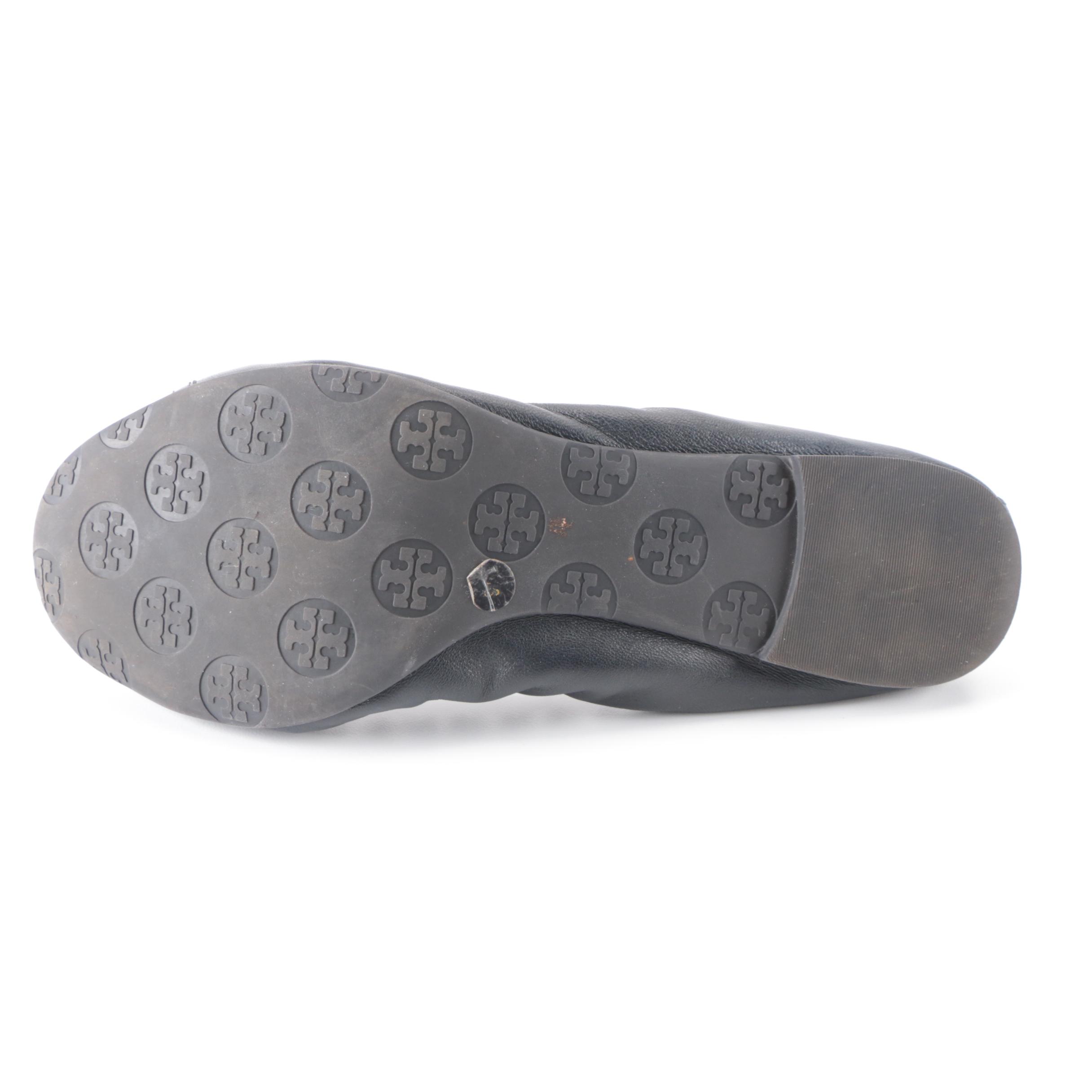 Tory Burch Ballet Flats in Black Patent Leather and and Navy Leather