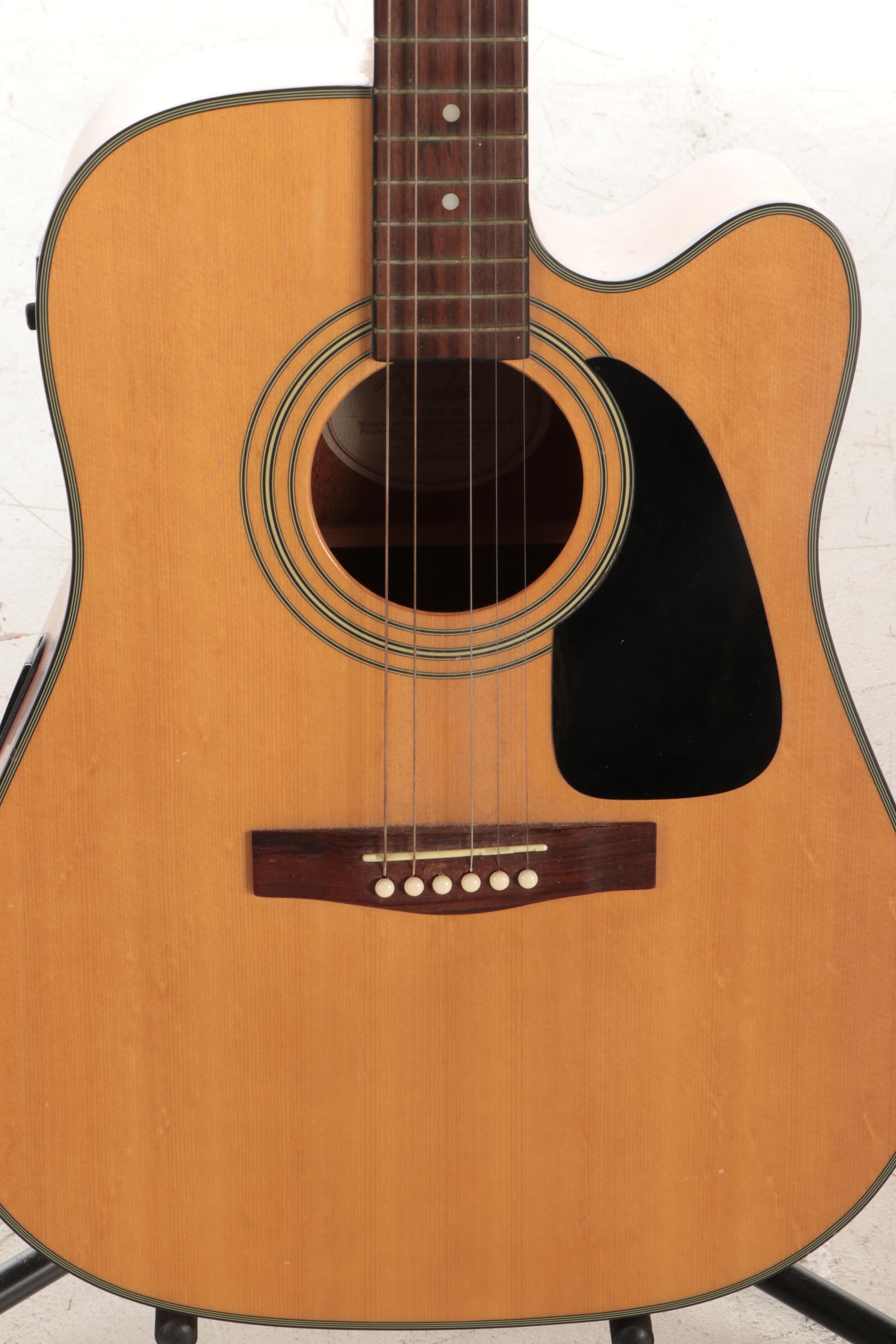 Fender Acoustic-Electric Cutaway Dreadnought Guitar