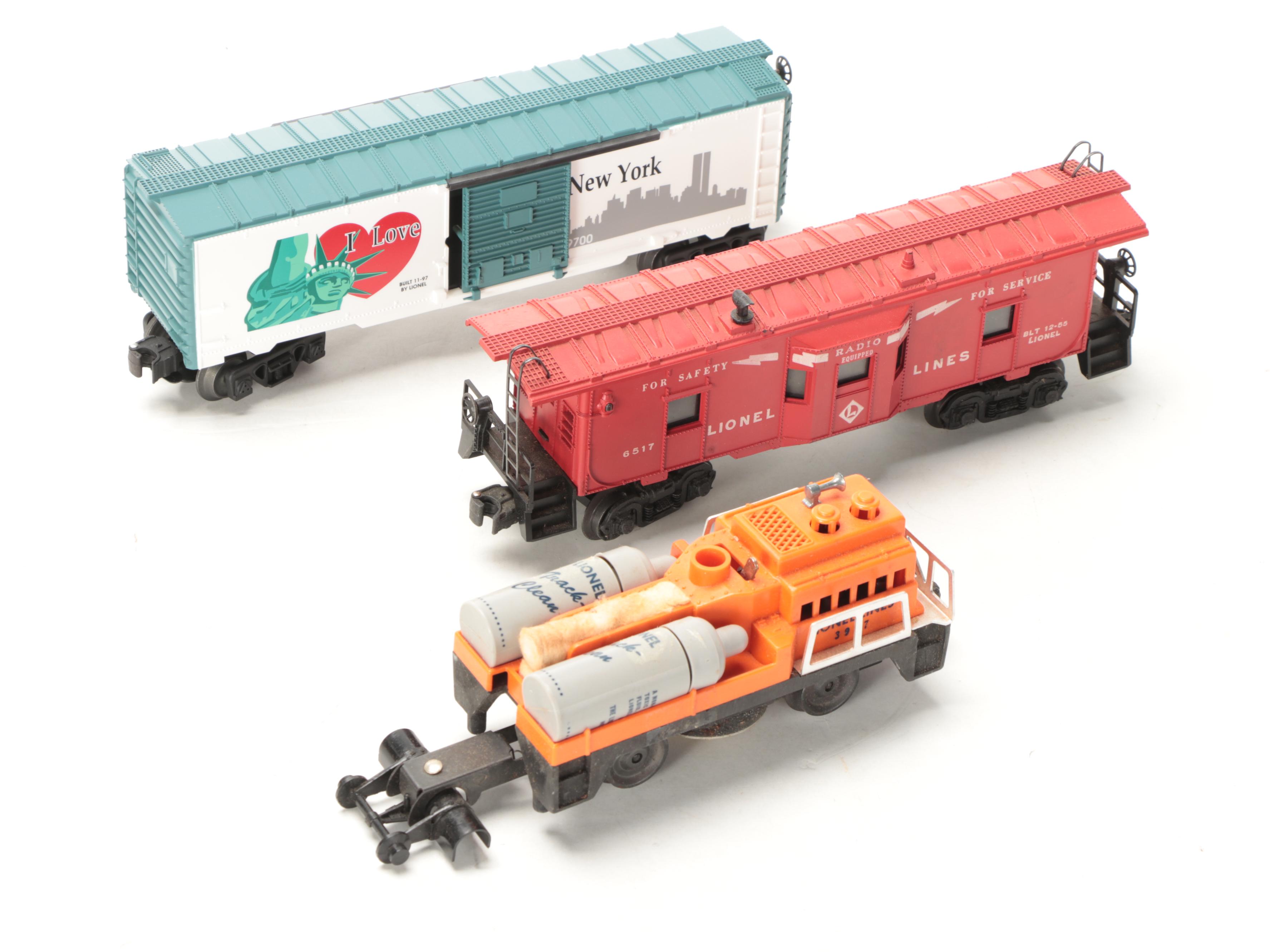 Lionel Train Cars and 746 Locomotive