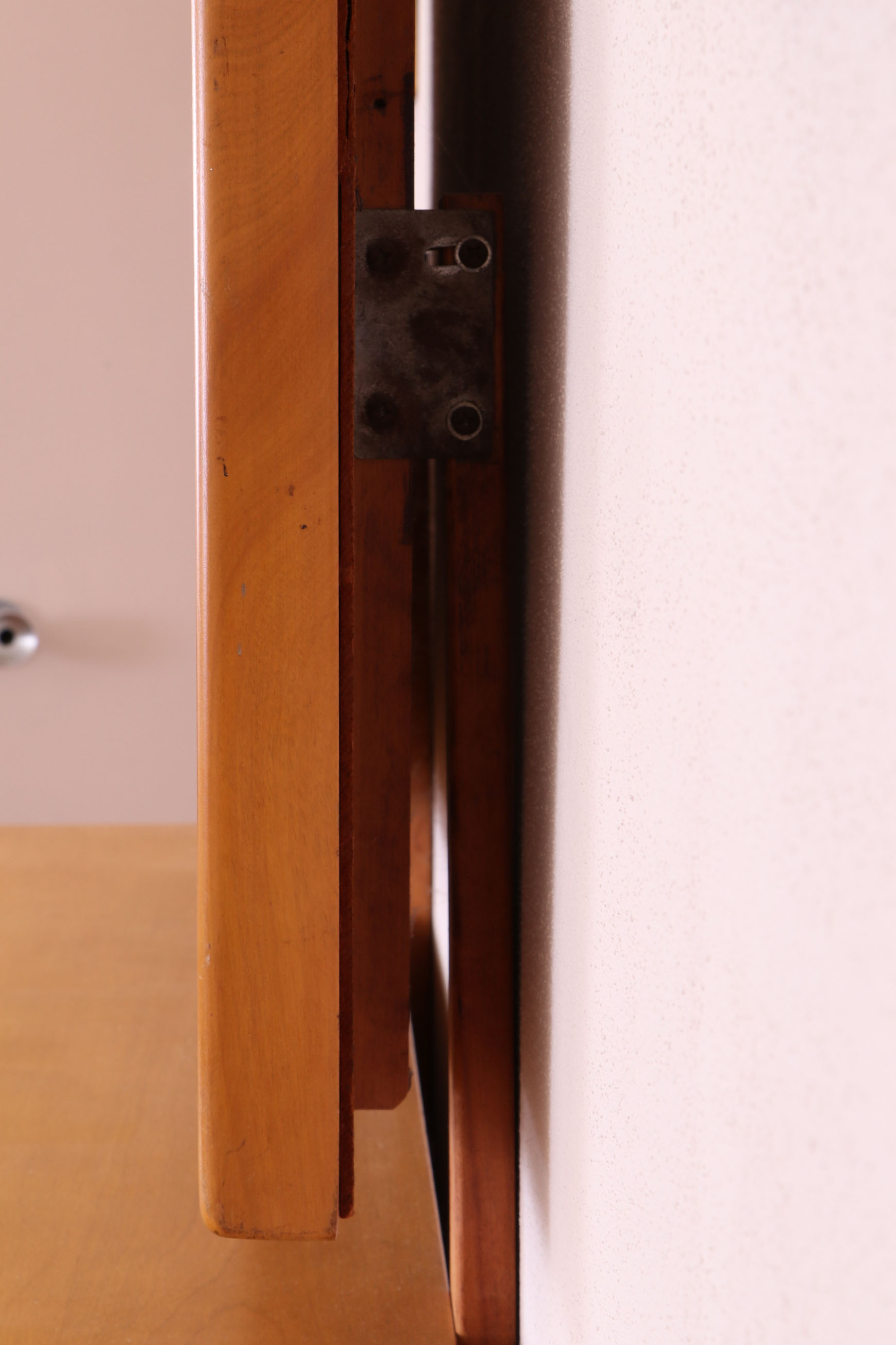 Heywood-Wakefield "Encore" Mid Century Modern Birch Dresser with Mirror