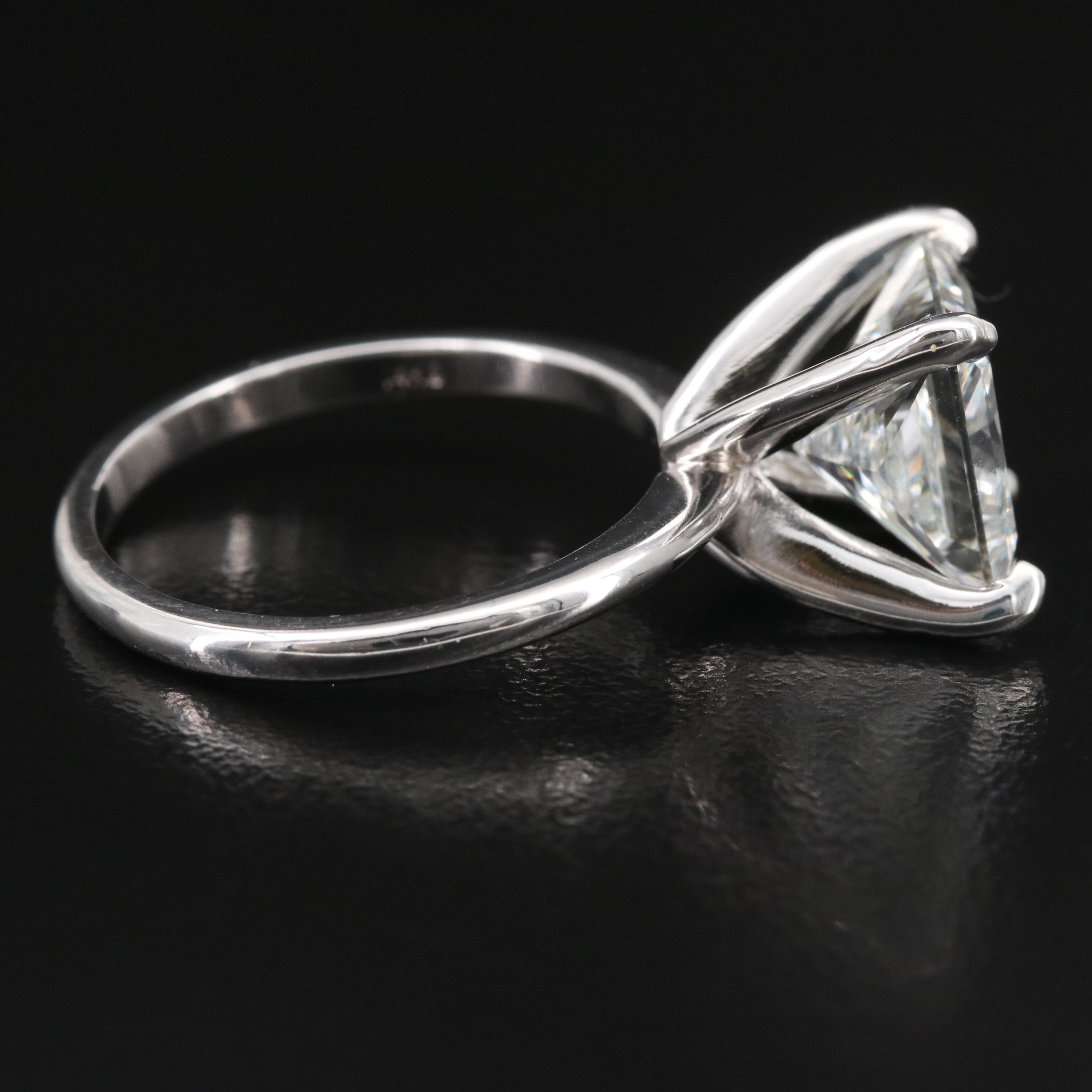 14K 4.18 CT Diamond Solitaire Ring with IGI Report