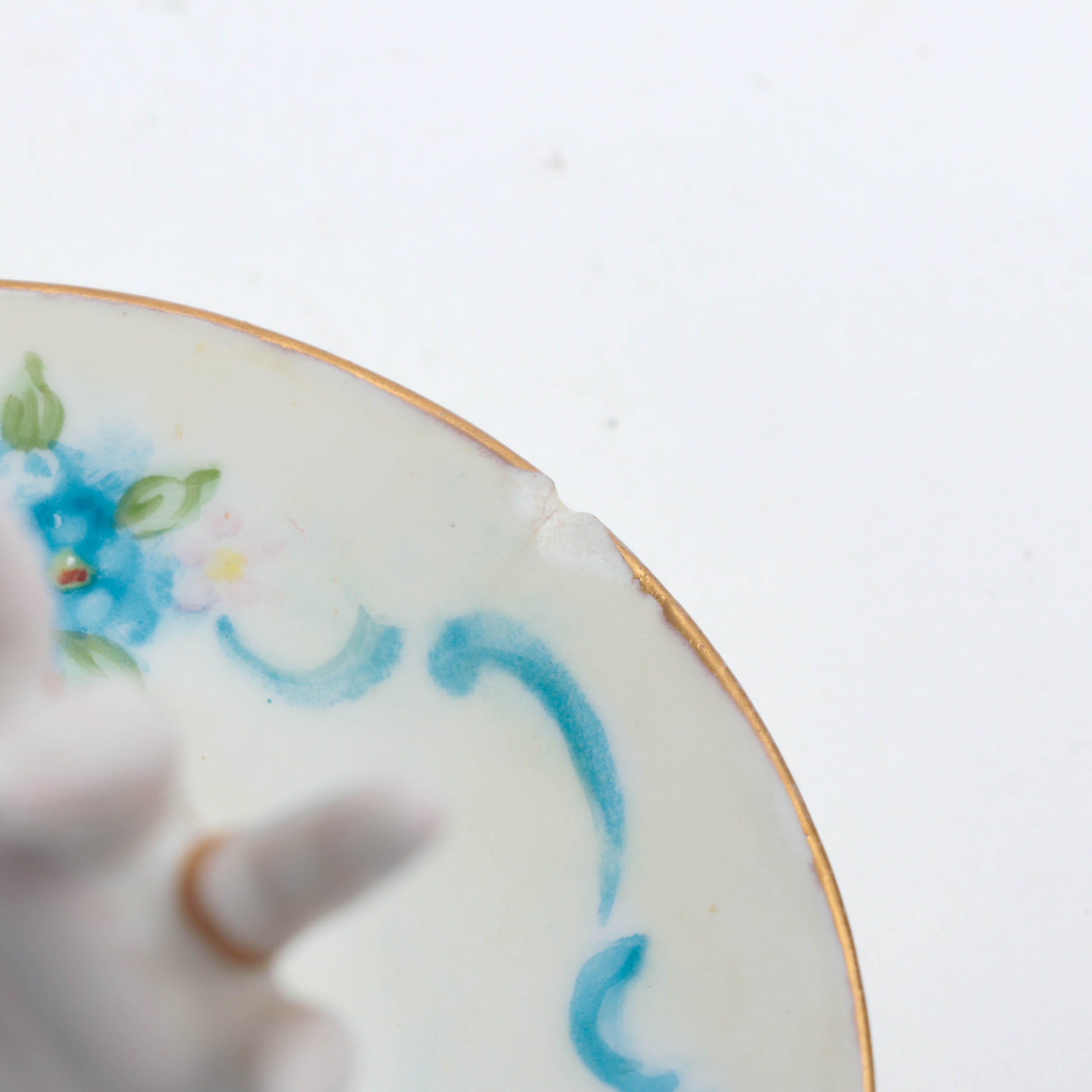 Continental Hand-Painted Porcelain Vanity Items, Early 20th Century