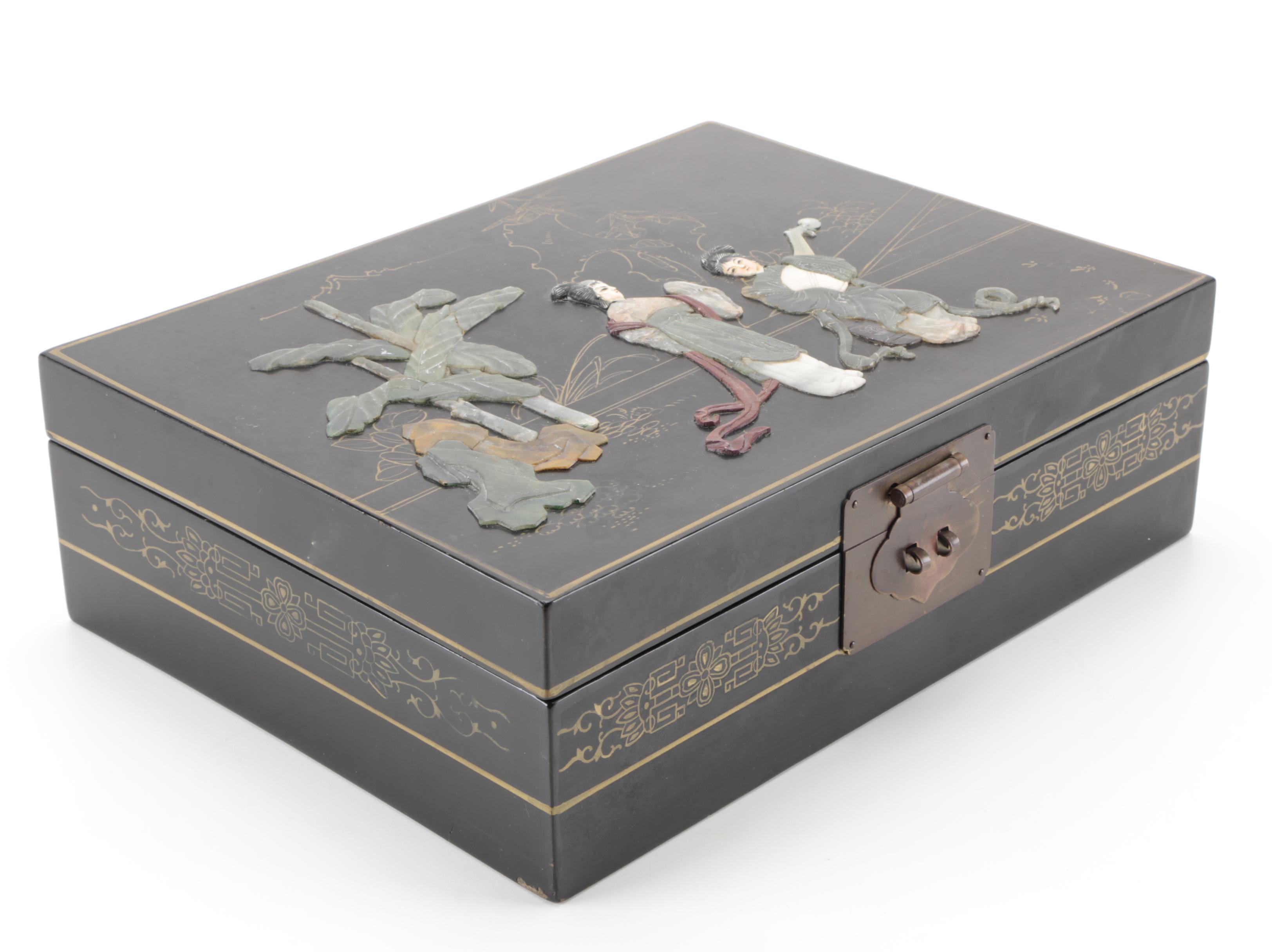 Chinese Lacquerware Jewelry Box with Multicolor Shoushan Stone Decoration