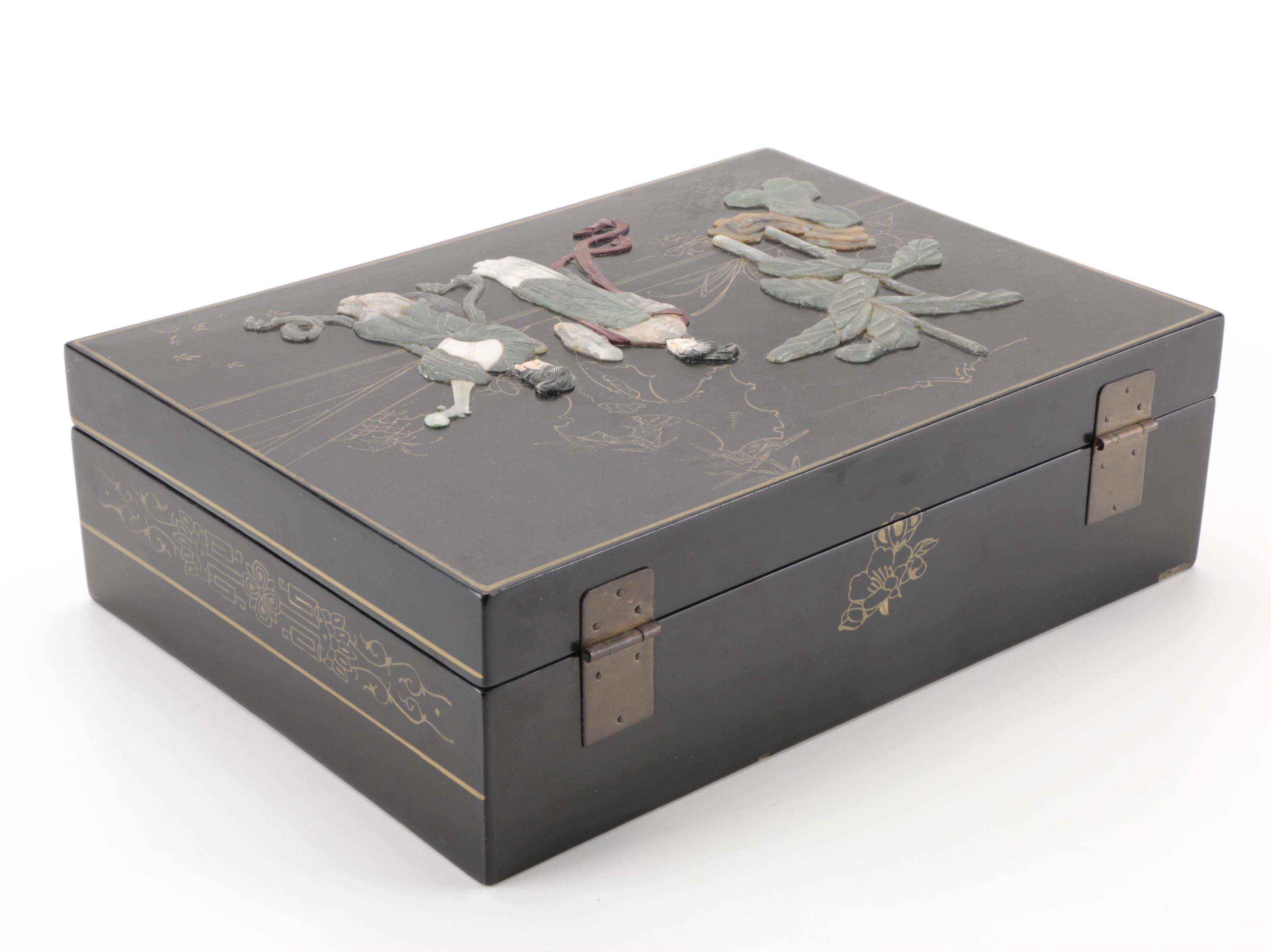 Chinese Lacquerware Jewelry Box with Multicolor Shoushan Stone Decoration