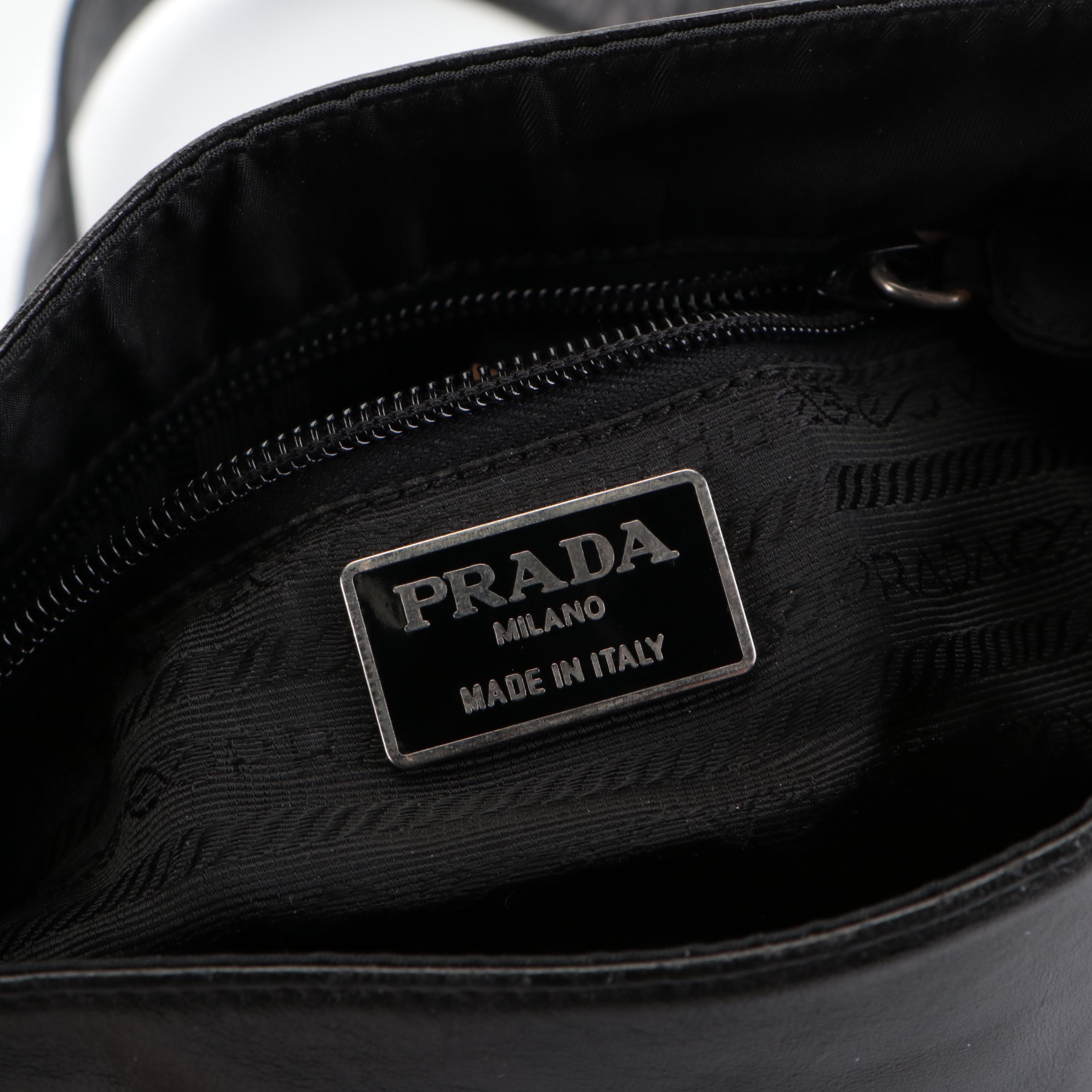 Prada Shoulder Bag in Black Lambskin Leather and Tessuto Nylon