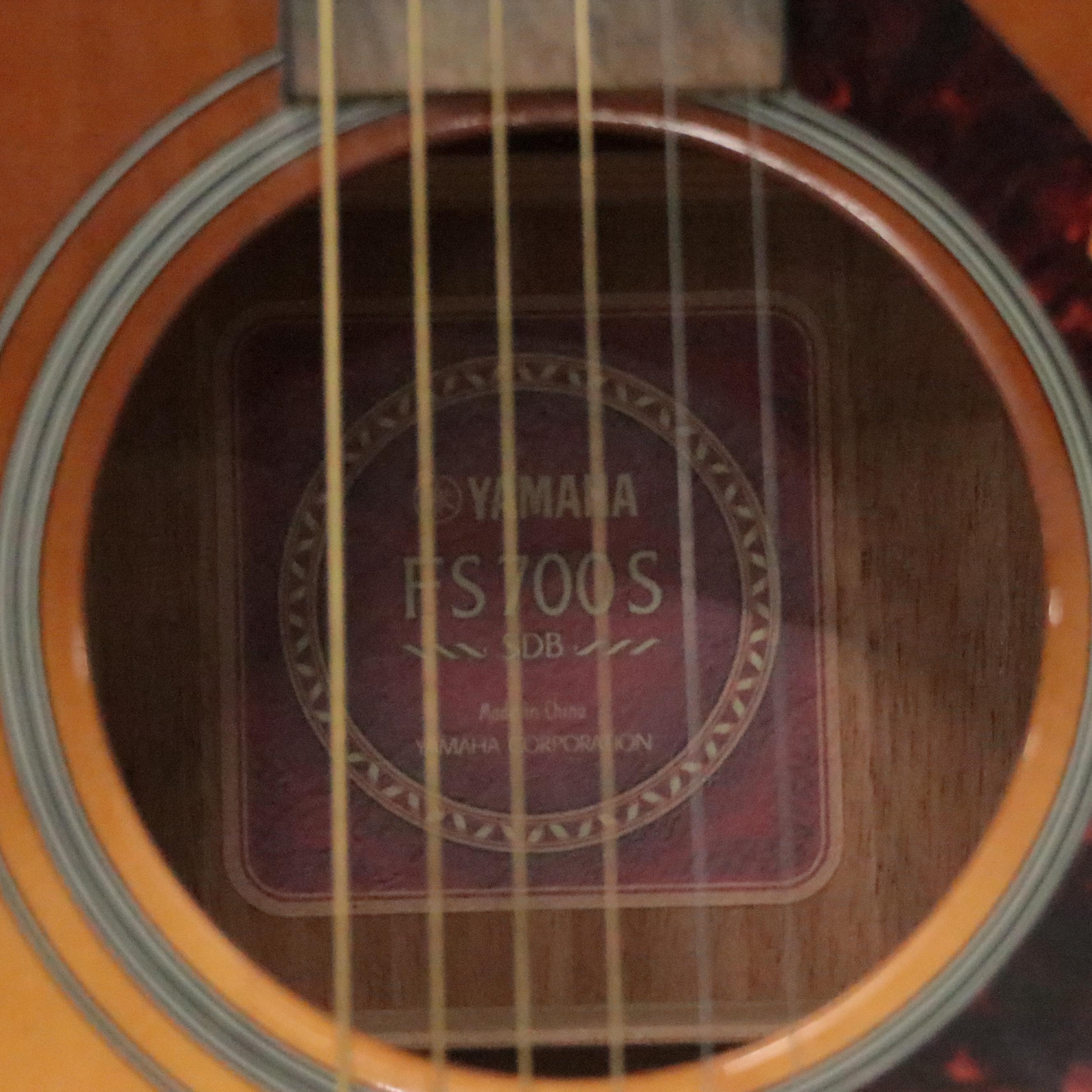 Yamaha Dreadnought Acoustic Guitar with Hardshell Case, 2012