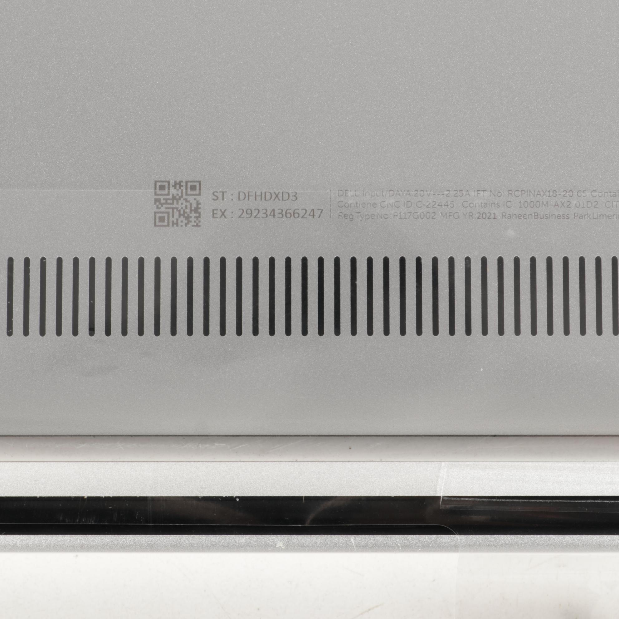 Dell XPS 13 Touch Display Lap Top with Intel Core i7 Processor in Silver