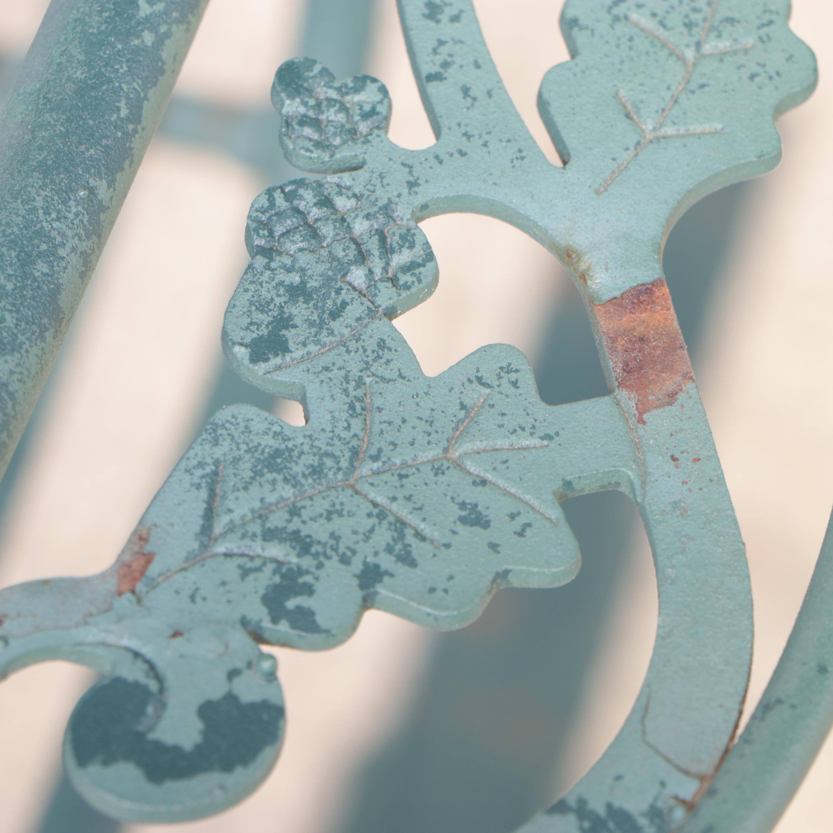 Green Painted Metal Mesh Patio Dining Table and Chairs