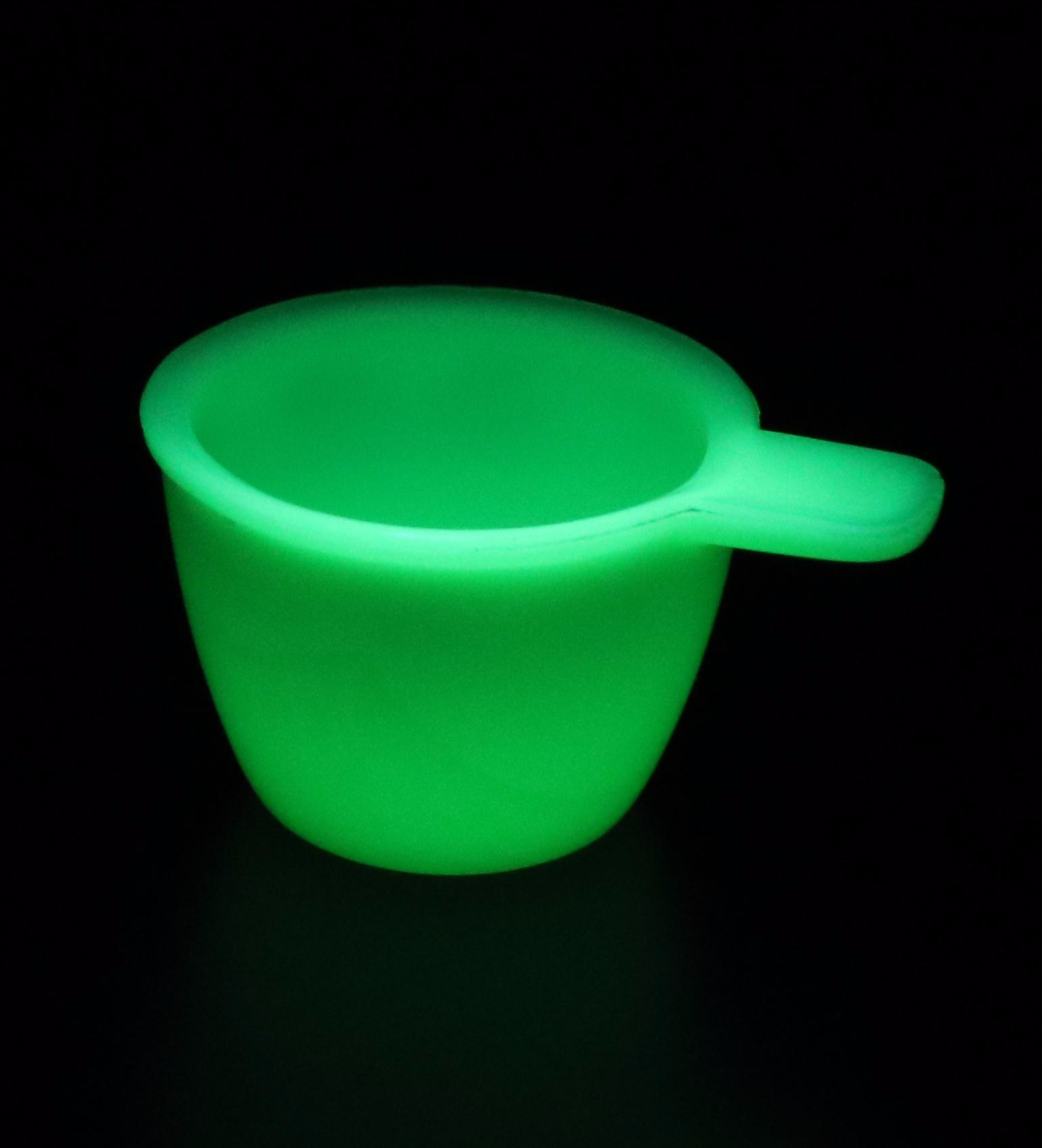 Jeanette Uranium Glass Jadeite Measuring Cups and Other Jadeite Serveware
