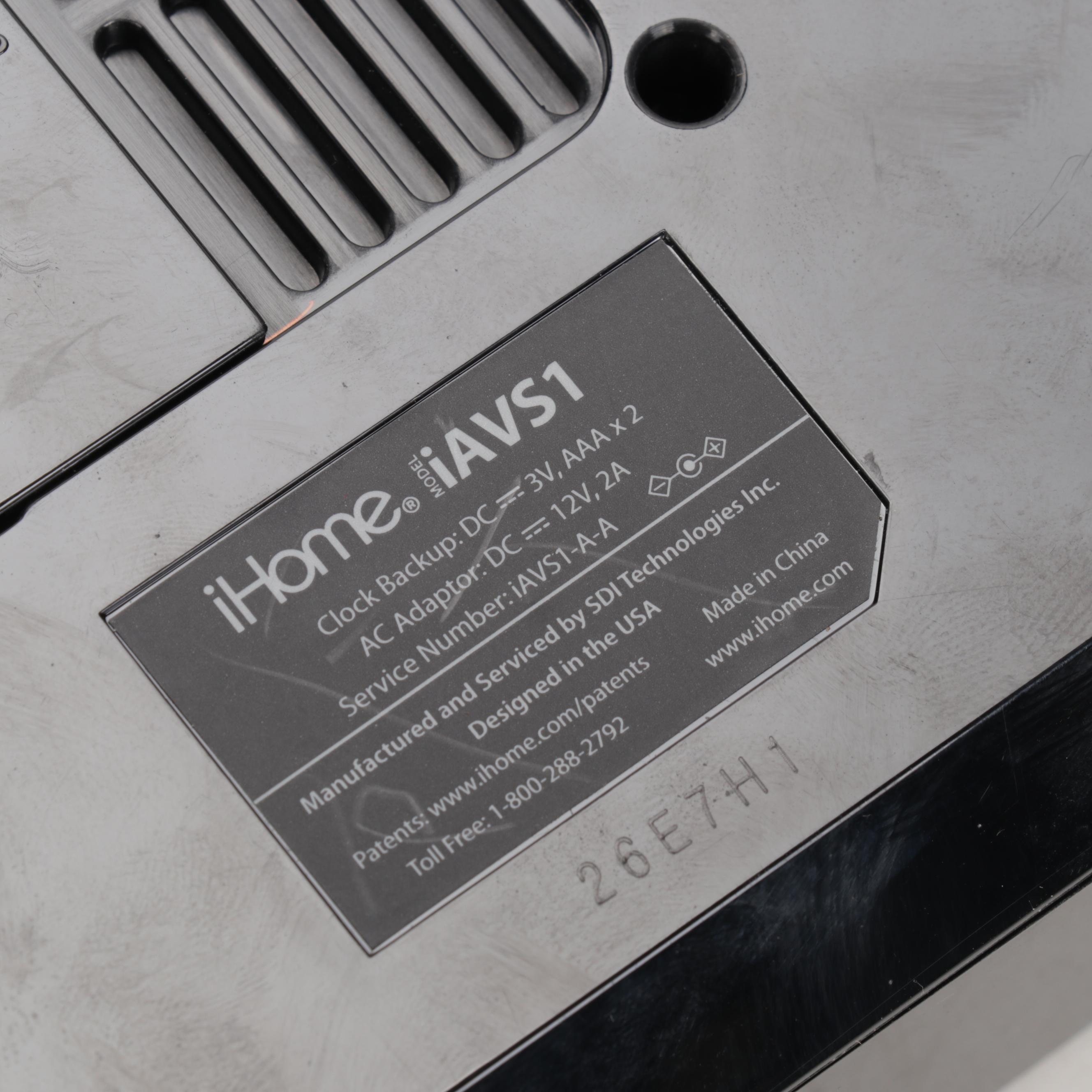 Apple TV Second Generation Media Player and iHome iAVS1 Bedside Speaker