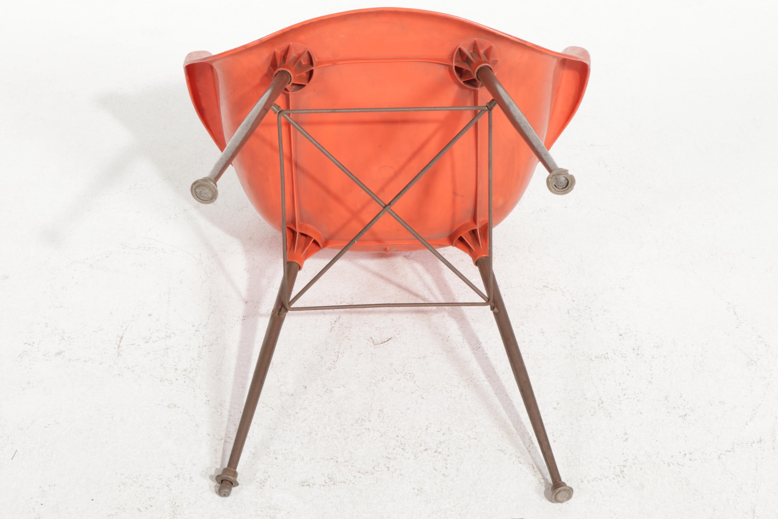 Sam Avedon for Aladdin Plastics Mid Century Modern Molded Armchair