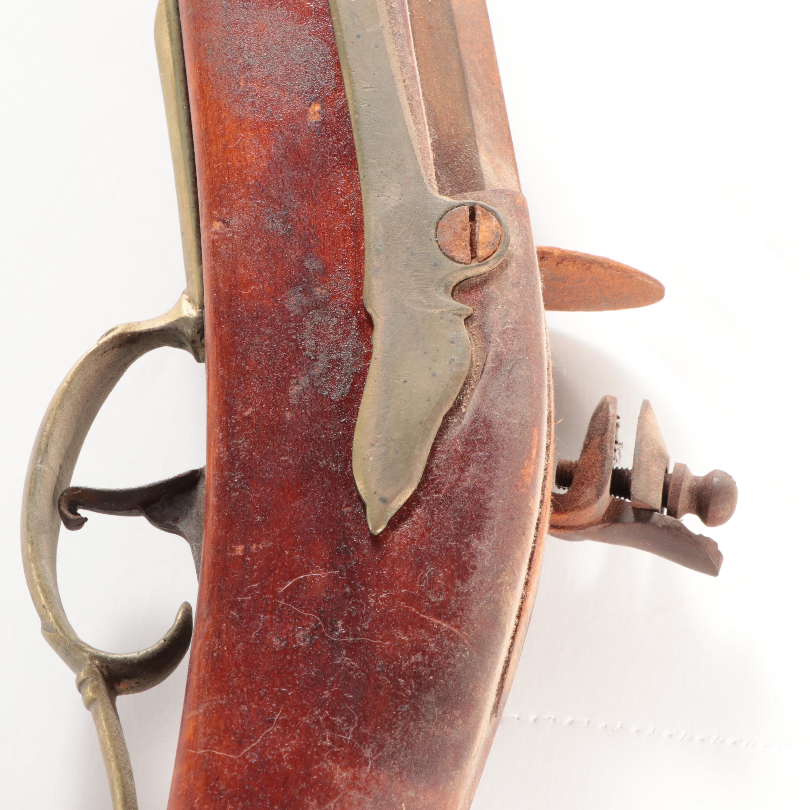 Dixie Gun Works .32 Flintlock Rifle with Powder Horn