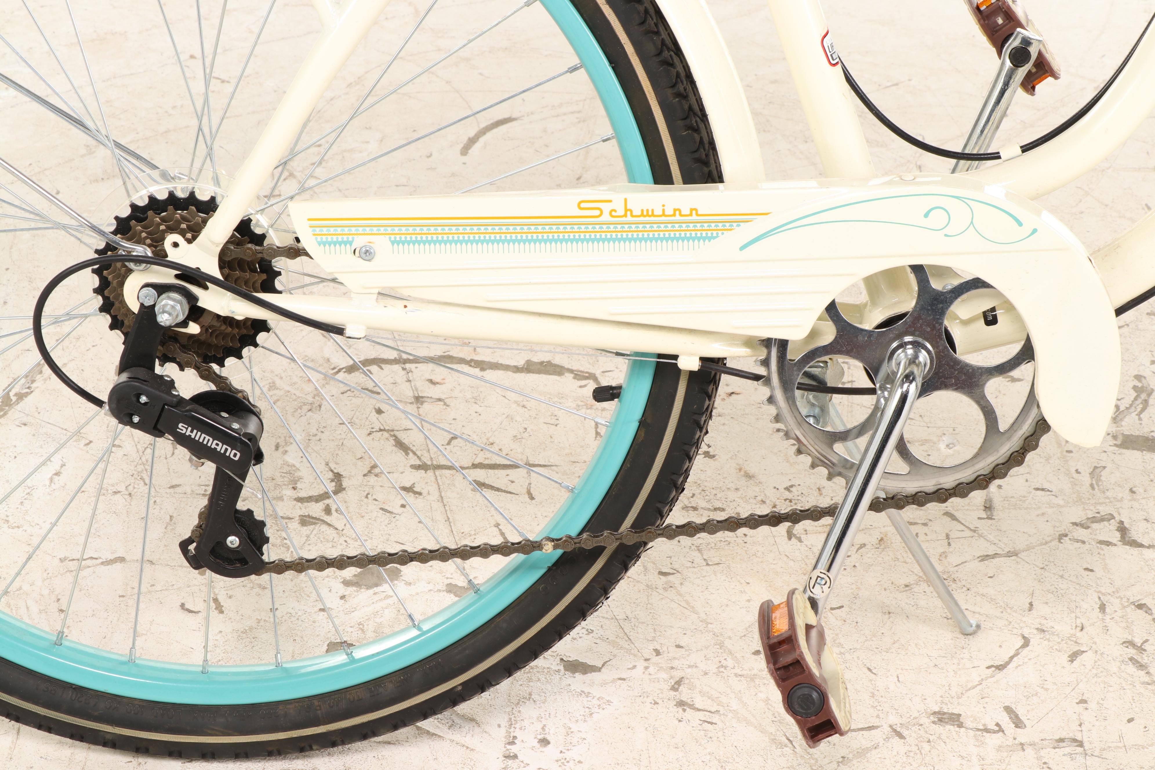 Schwinn "Fairhaven" Vintage Style Bicycle