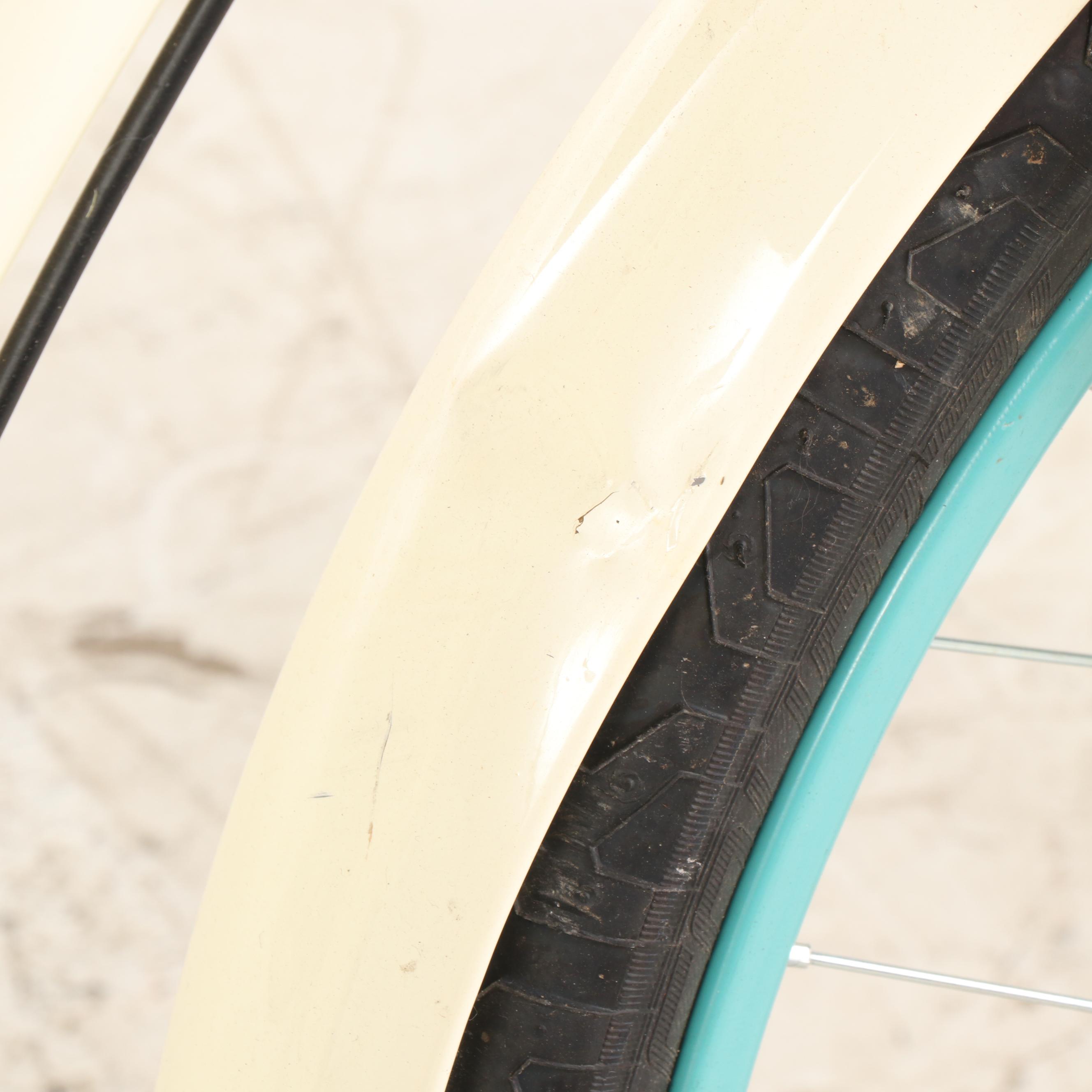 Schwinn "Fairhaven" Vintage Style Bicycle