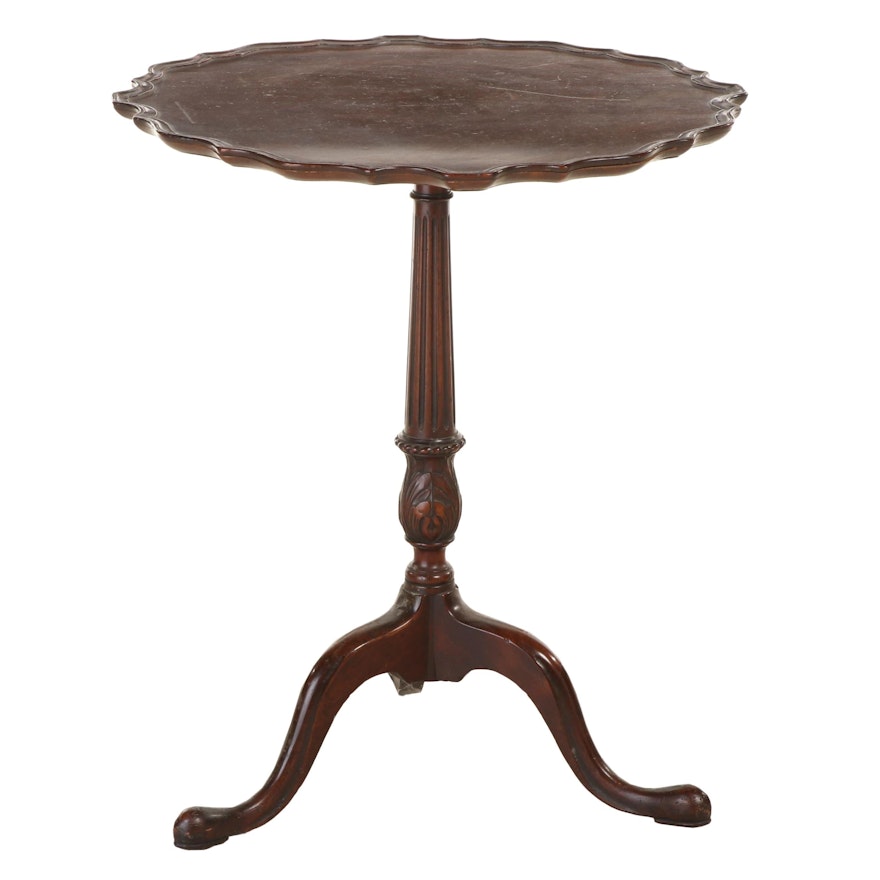 Federal Style Mahogany Piecrust Tea Table, Early 20th Century