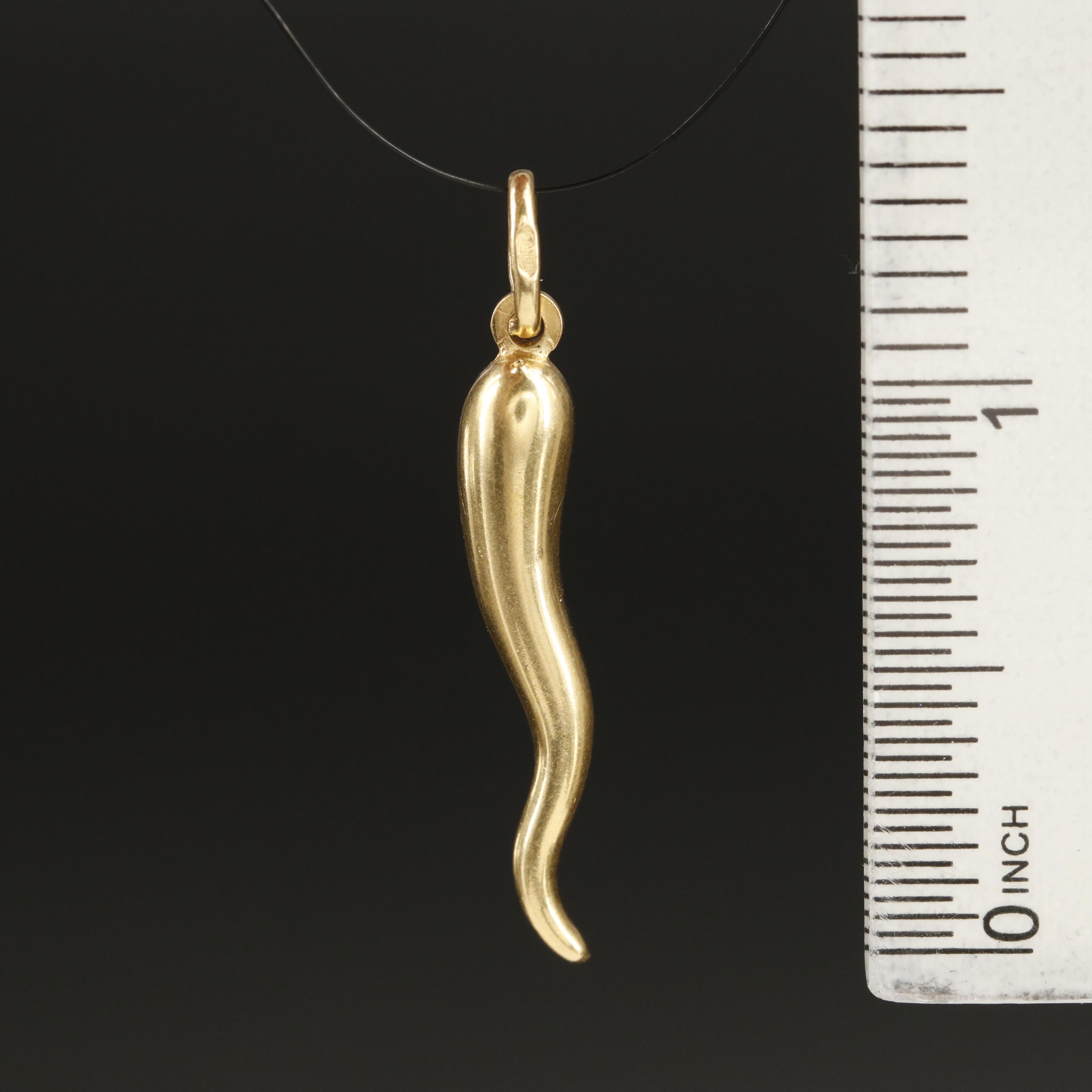 Italian 18K Cornicello Pendant