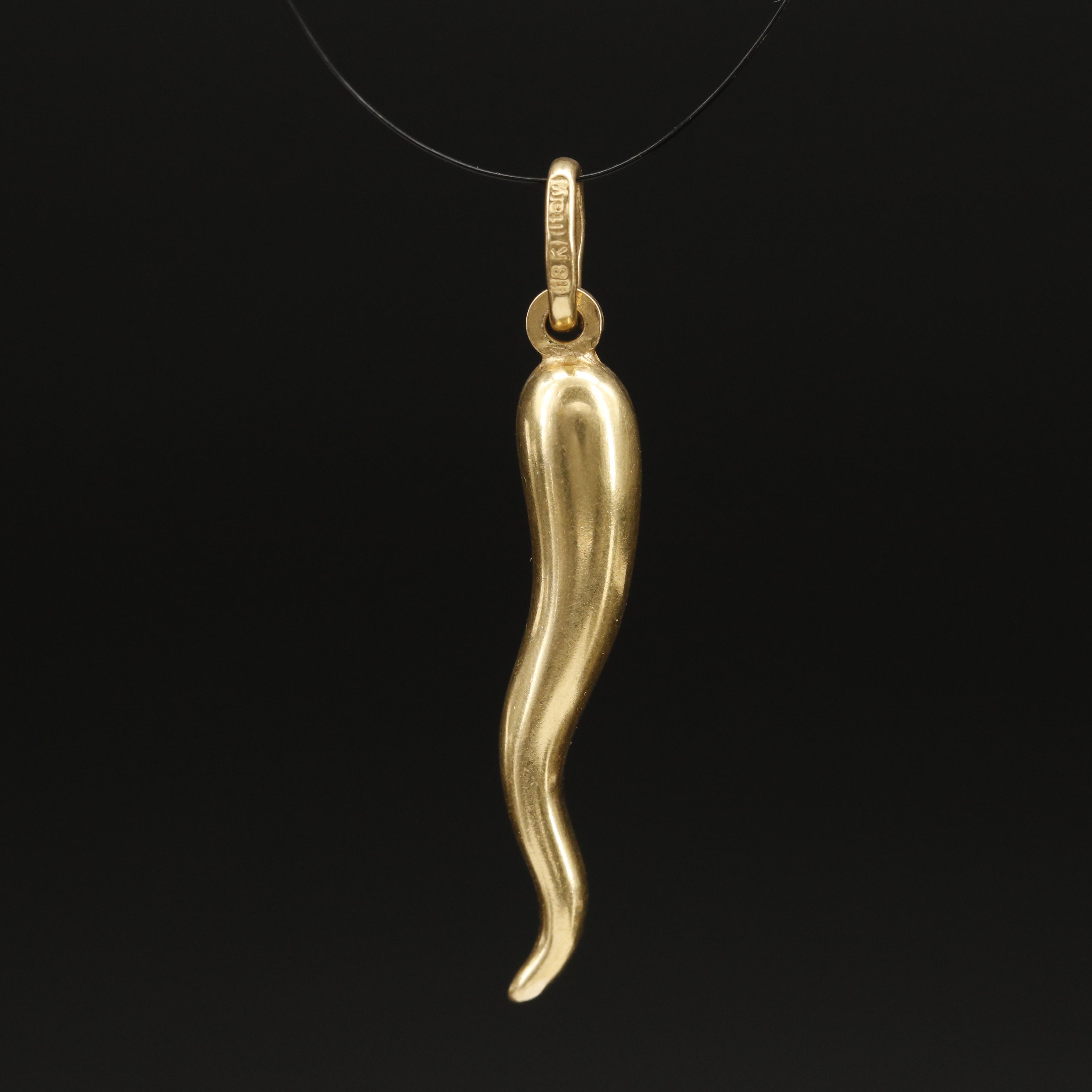 Italian 18K Cornicello Pendant