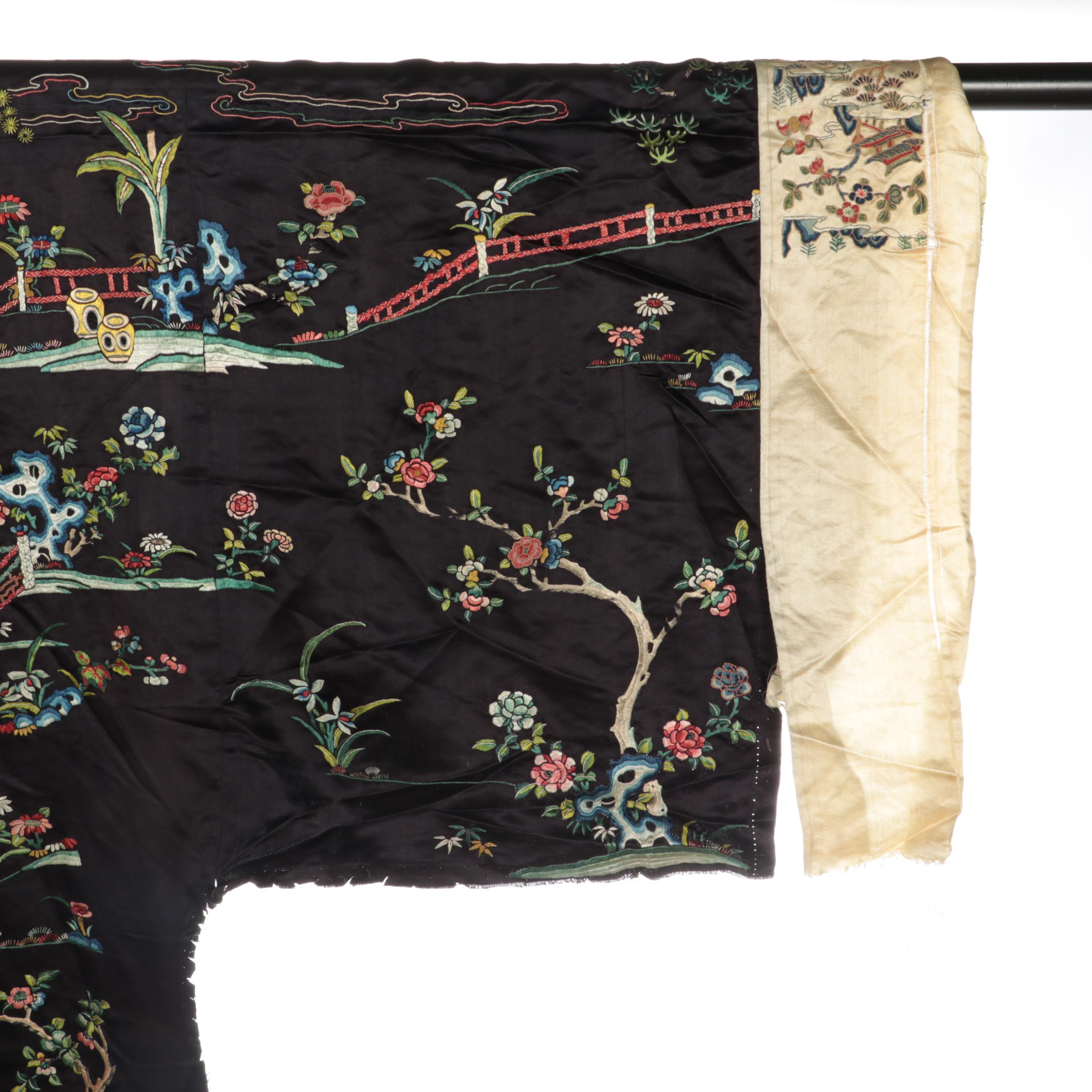 Women's Chinese Figural Embroidered Informal Robe, Late Qing Dynasty Period