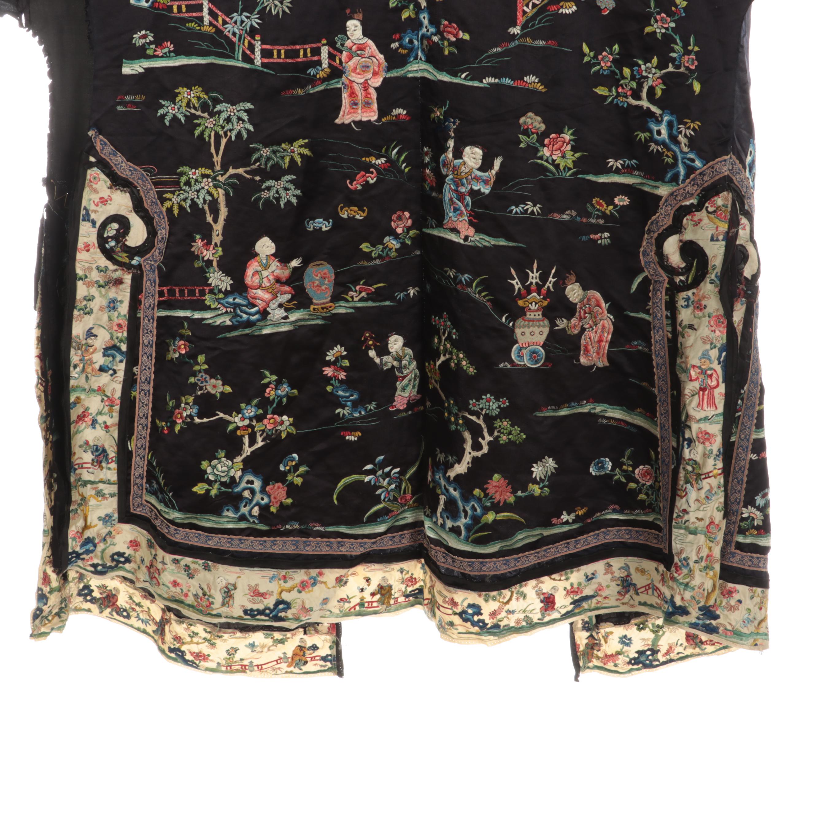 Women's Chinese Figural Embroidered Informal Robe, Late Qing Dynasty Period